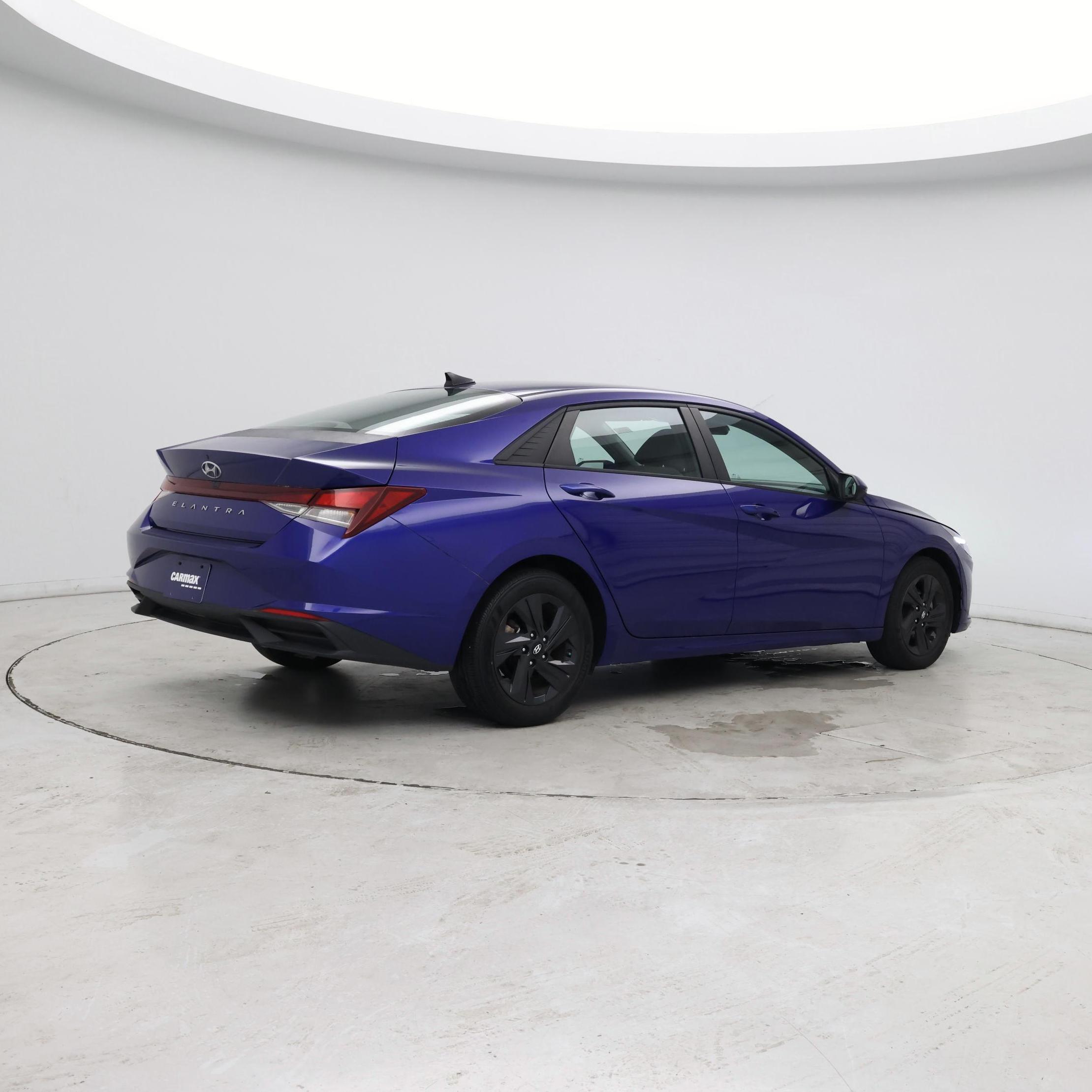 Thumbnail: 2022 Hyundai Elantra - 7