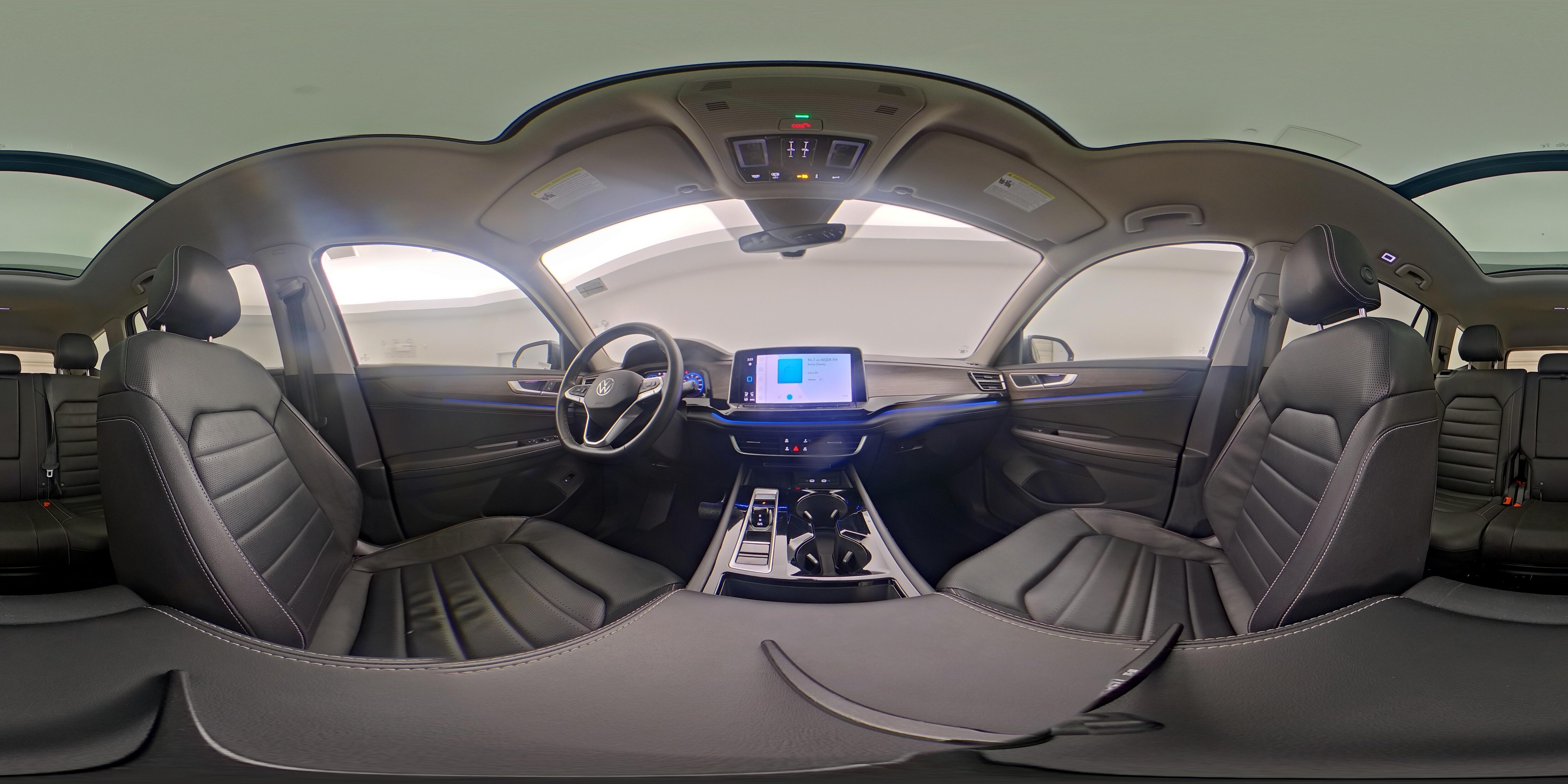 2025 Volkswagen Atlas SEL - Photo 24