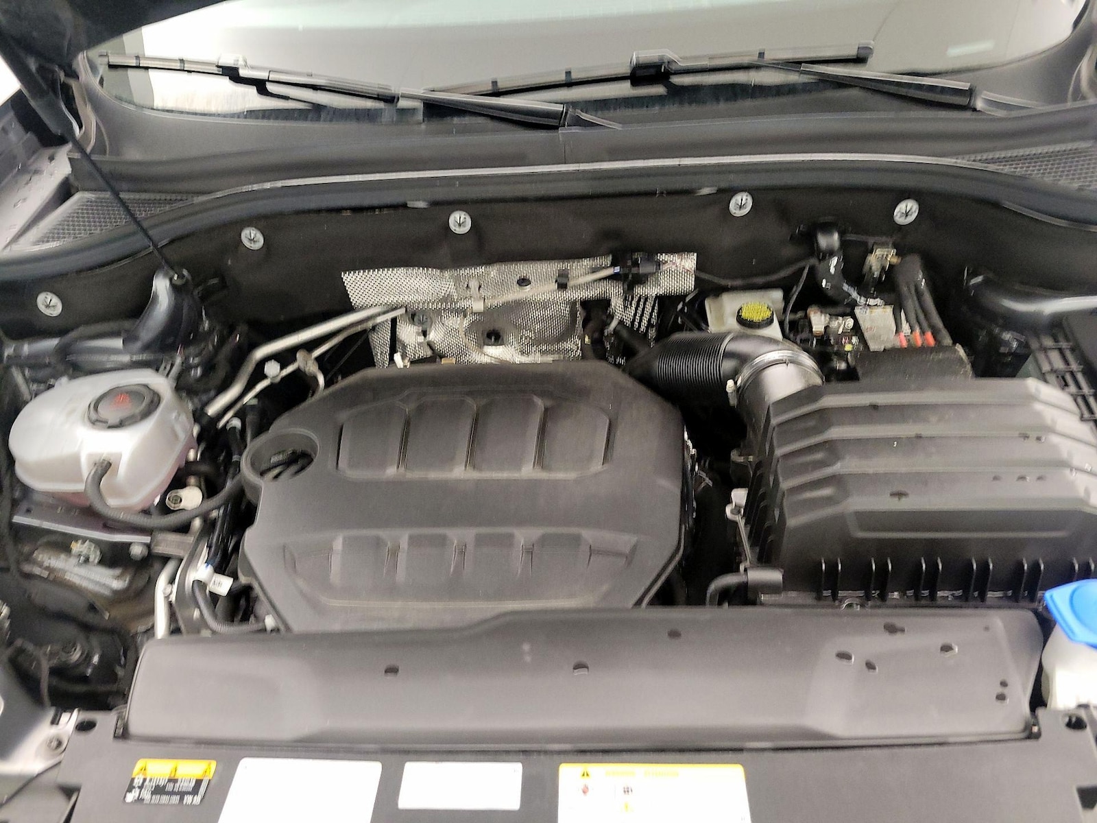 2025 Volkswagen Atlas SEL - Photo 22