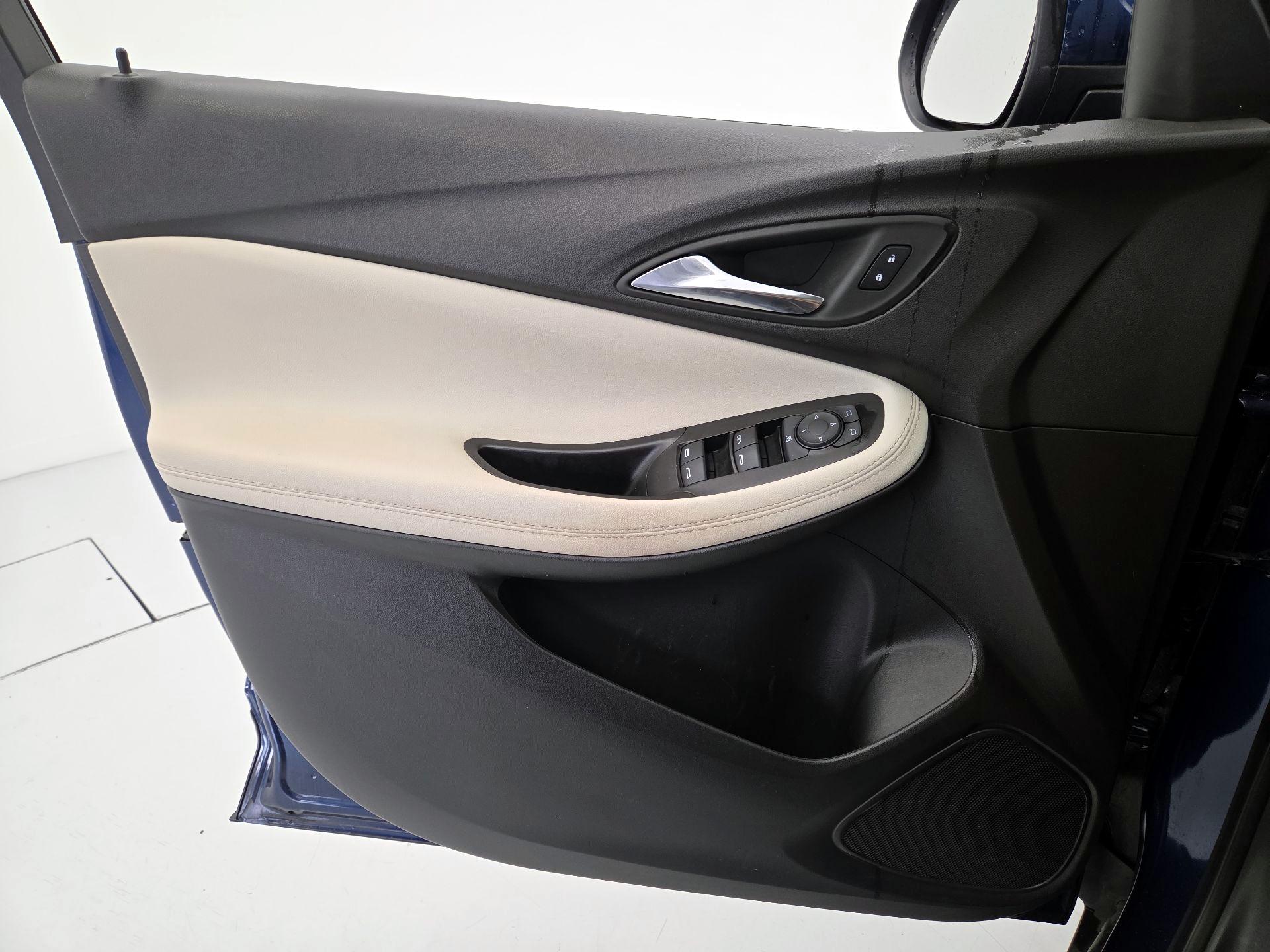 Thumbnail: 2023 Buick Encore GX - 12