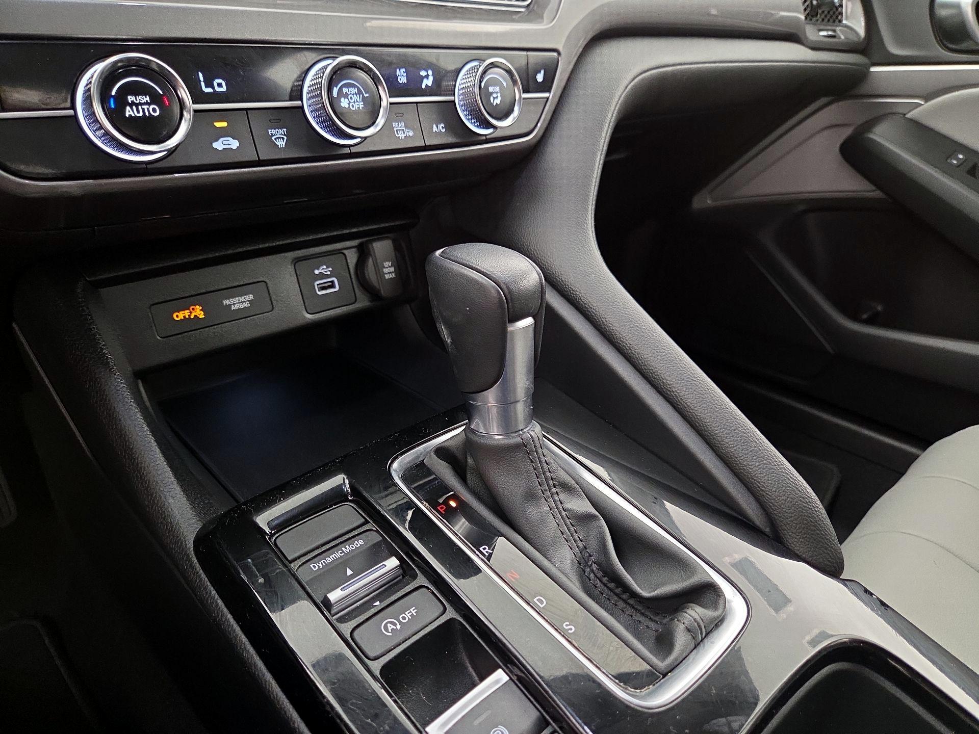 Thumbnail: 2024 Acura Integra - 17