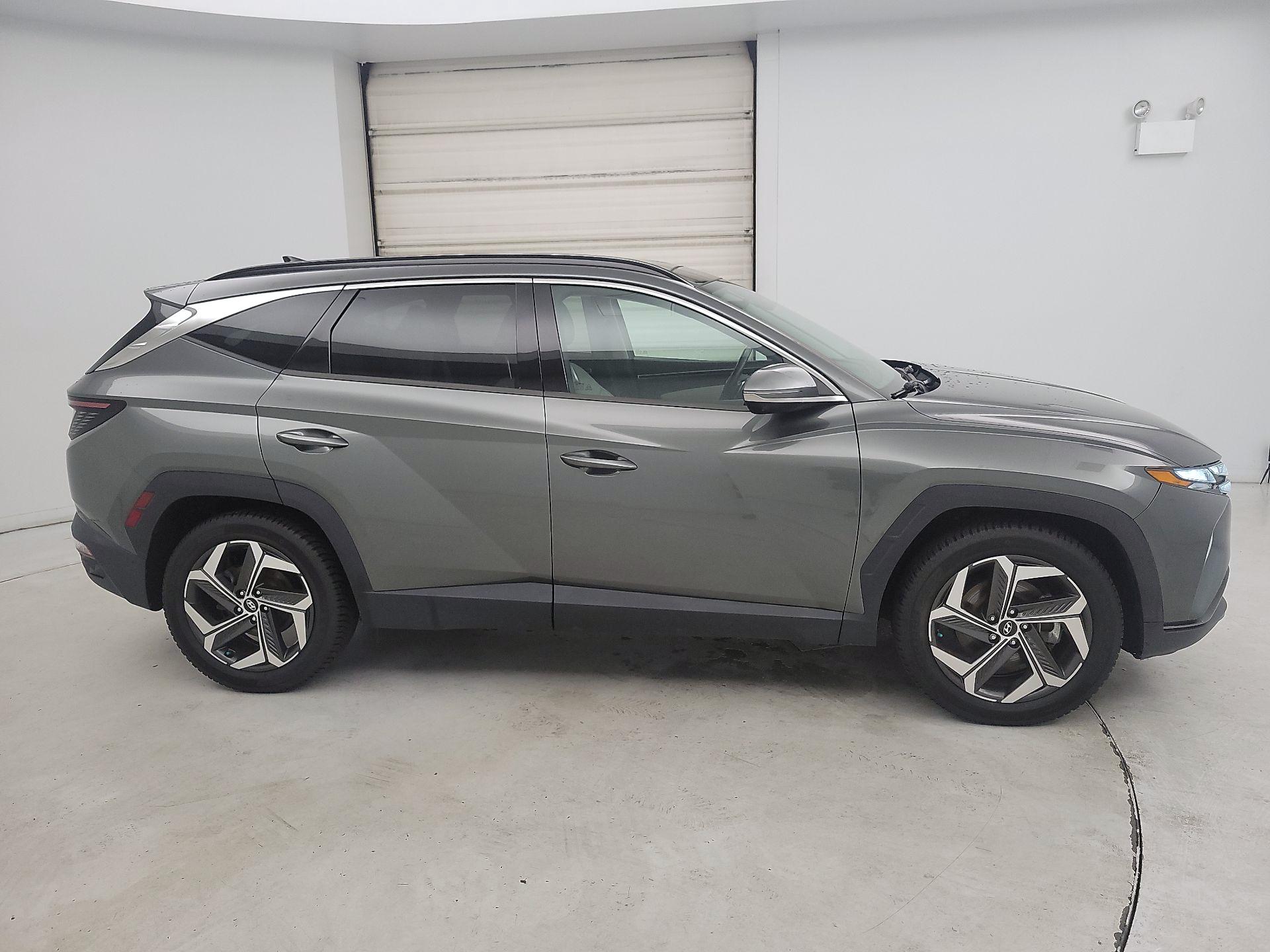 Thumbnail: 2022 Hyundai Tucson - 4