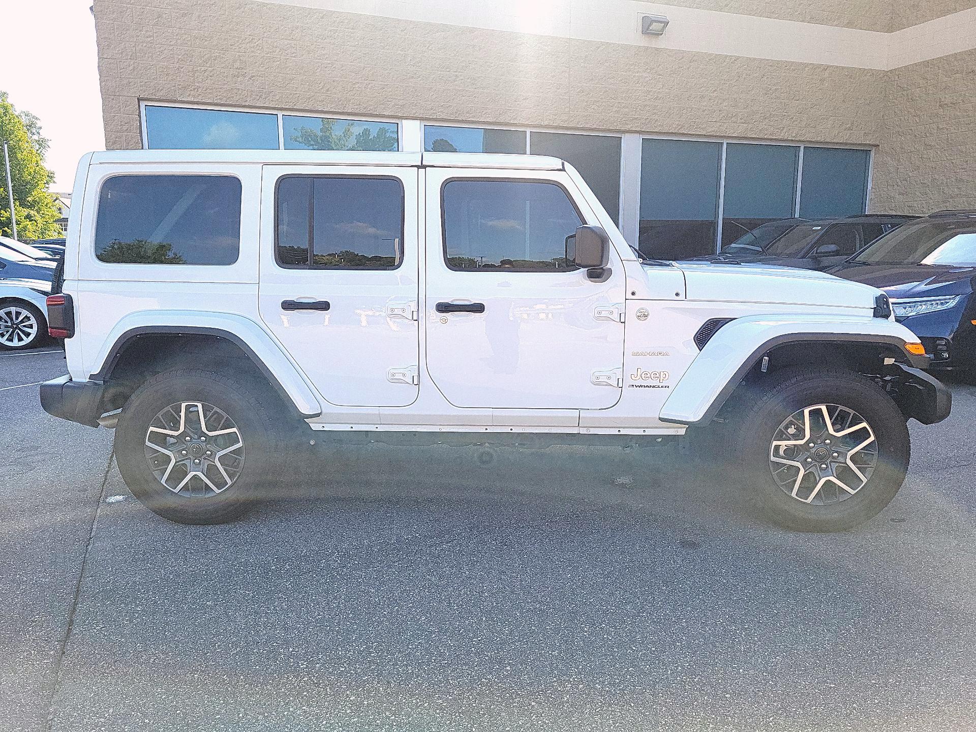 Thumbnail: 2024 Jeep Wrangler - 4