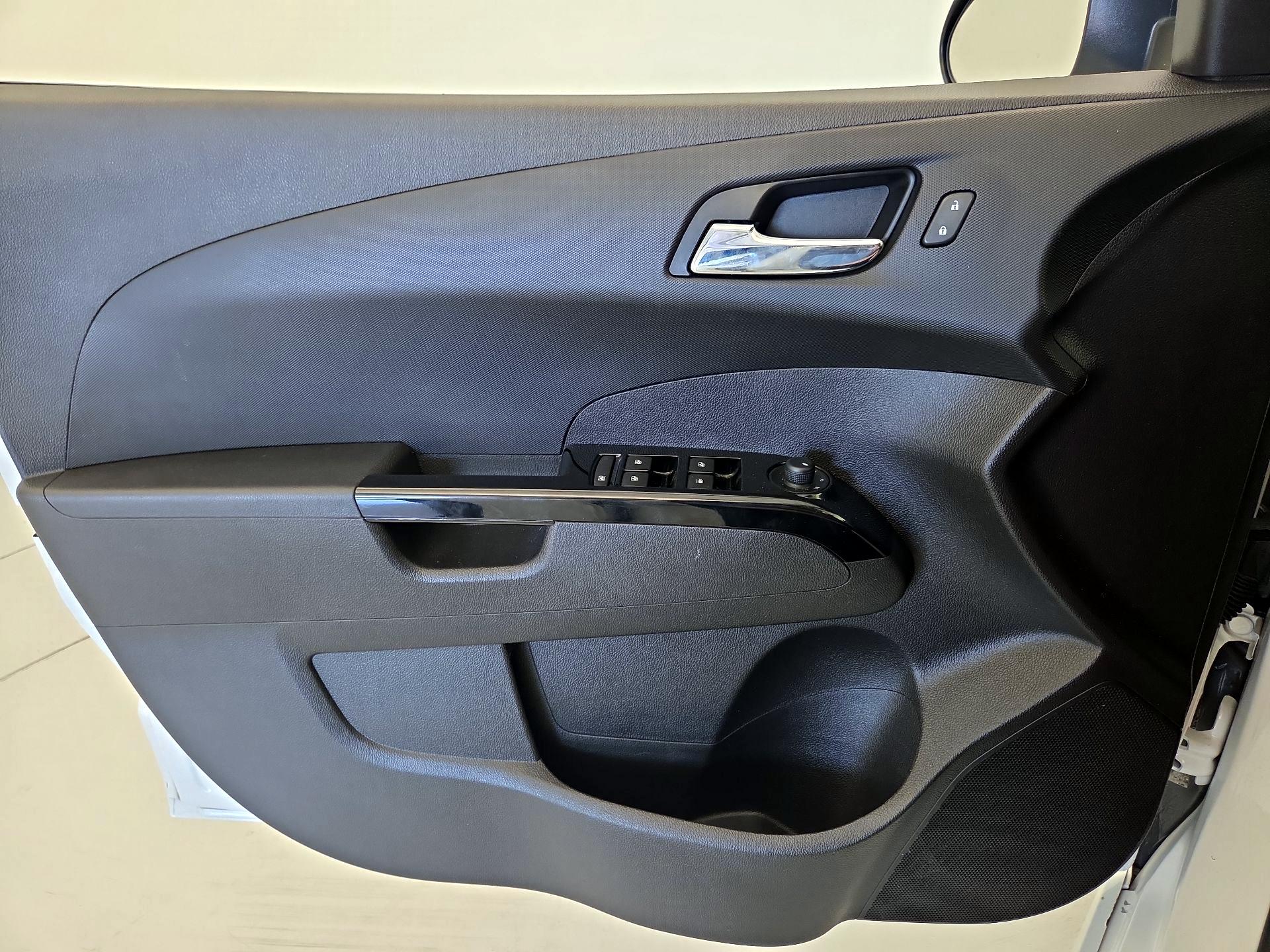 Thumbnail: 2020 Chevrolet Sonic - 12