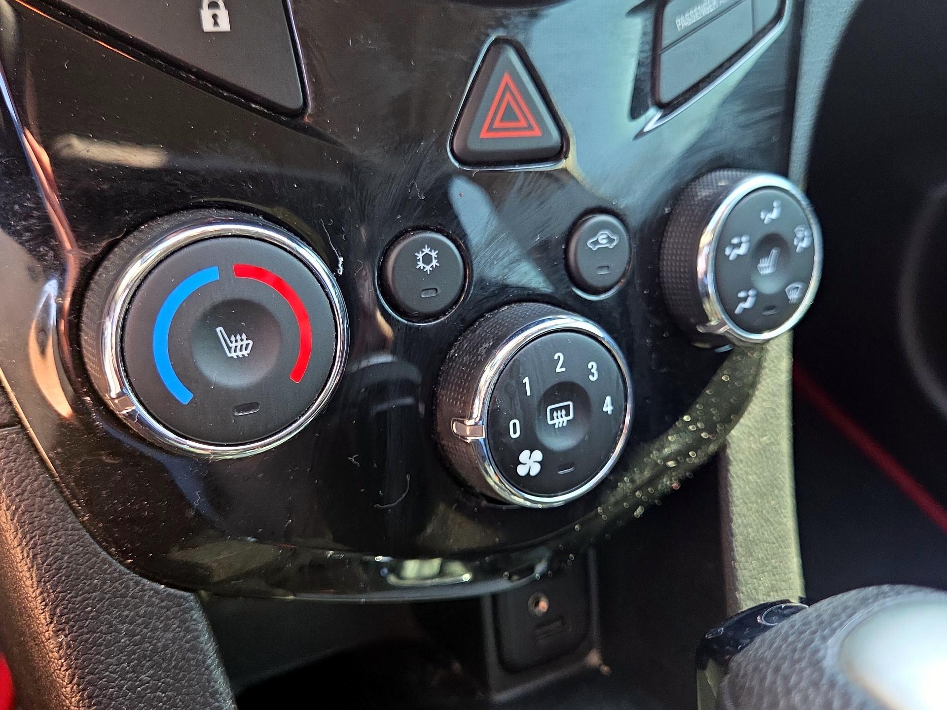 Thumbnail: 2020 Chevrolet Sonic - 16