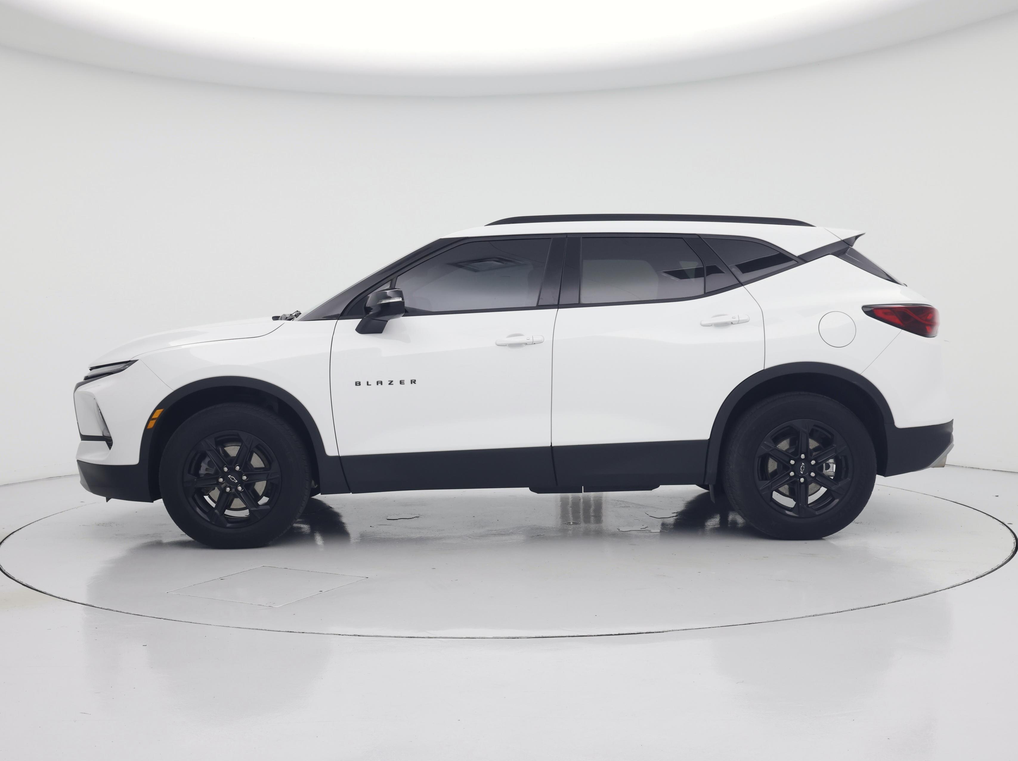 Thumbnail: 2024 Chevrolet Blazer - 3
