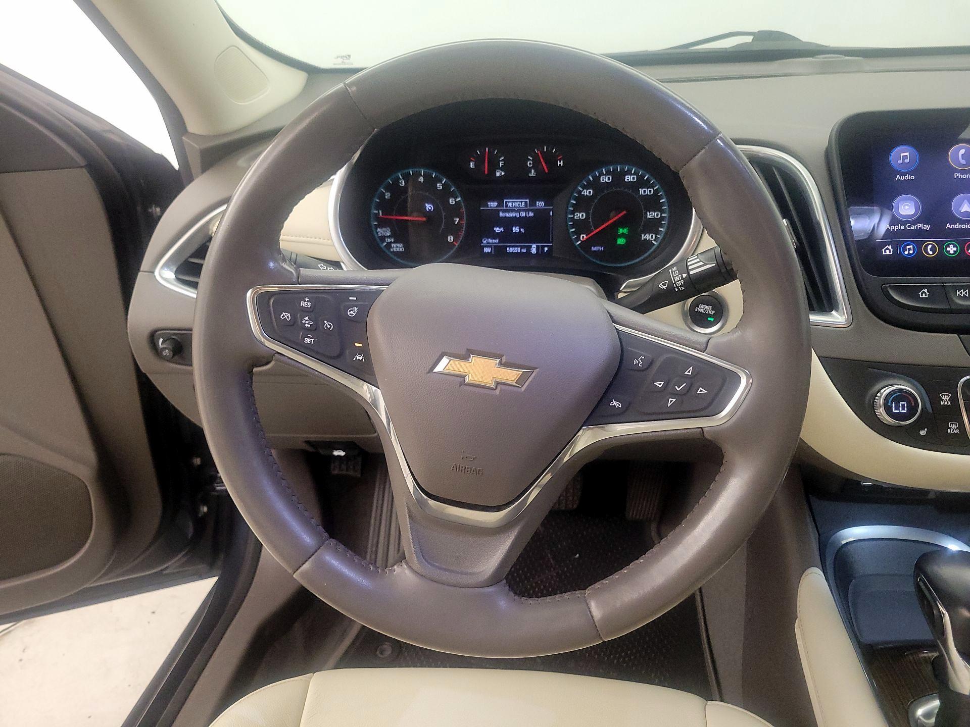 Thumbnail: 2021 Chevrolet Malibu - 10