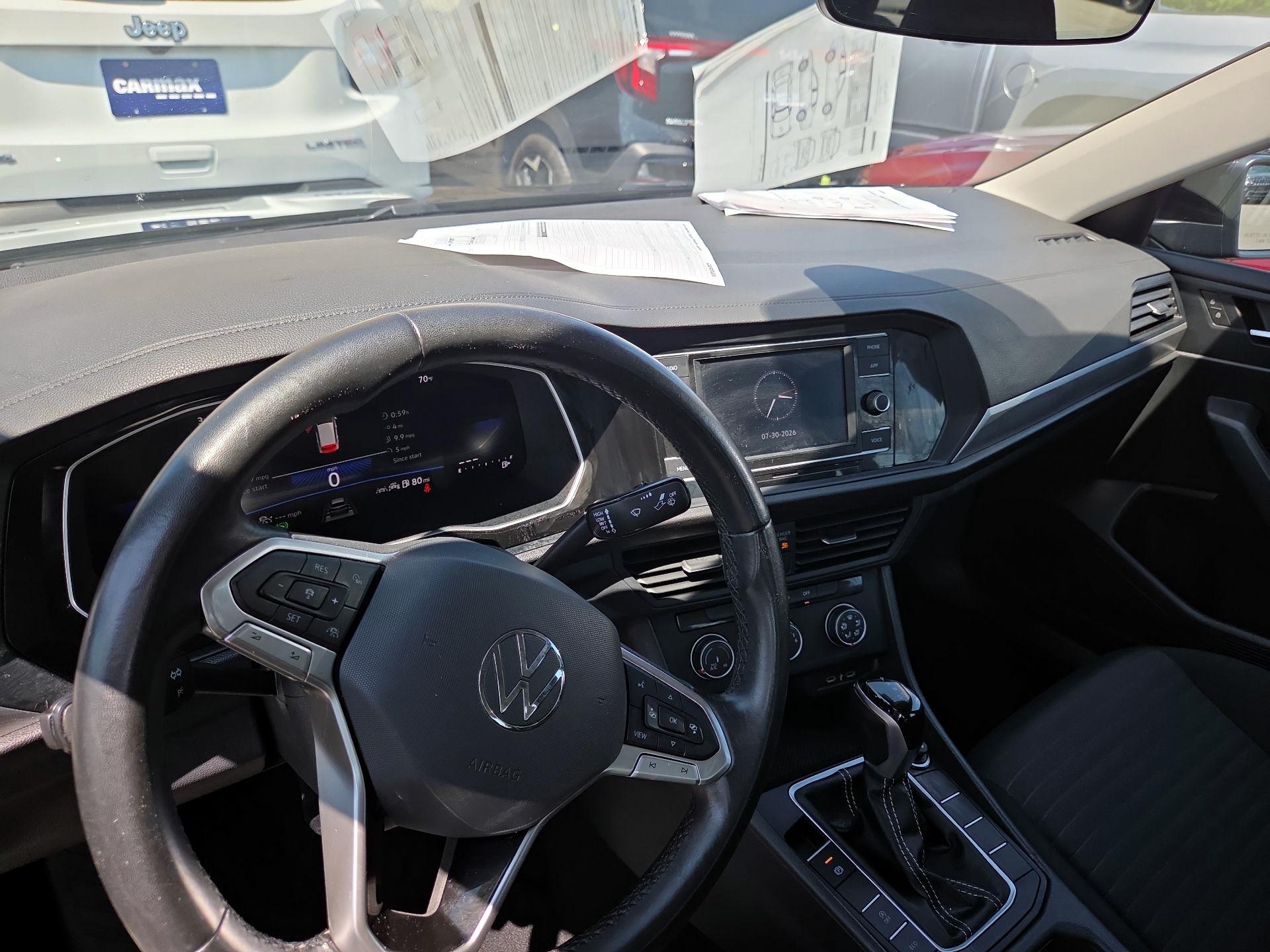 Thumbnail: 2024 Volkswagen Jetta - 9