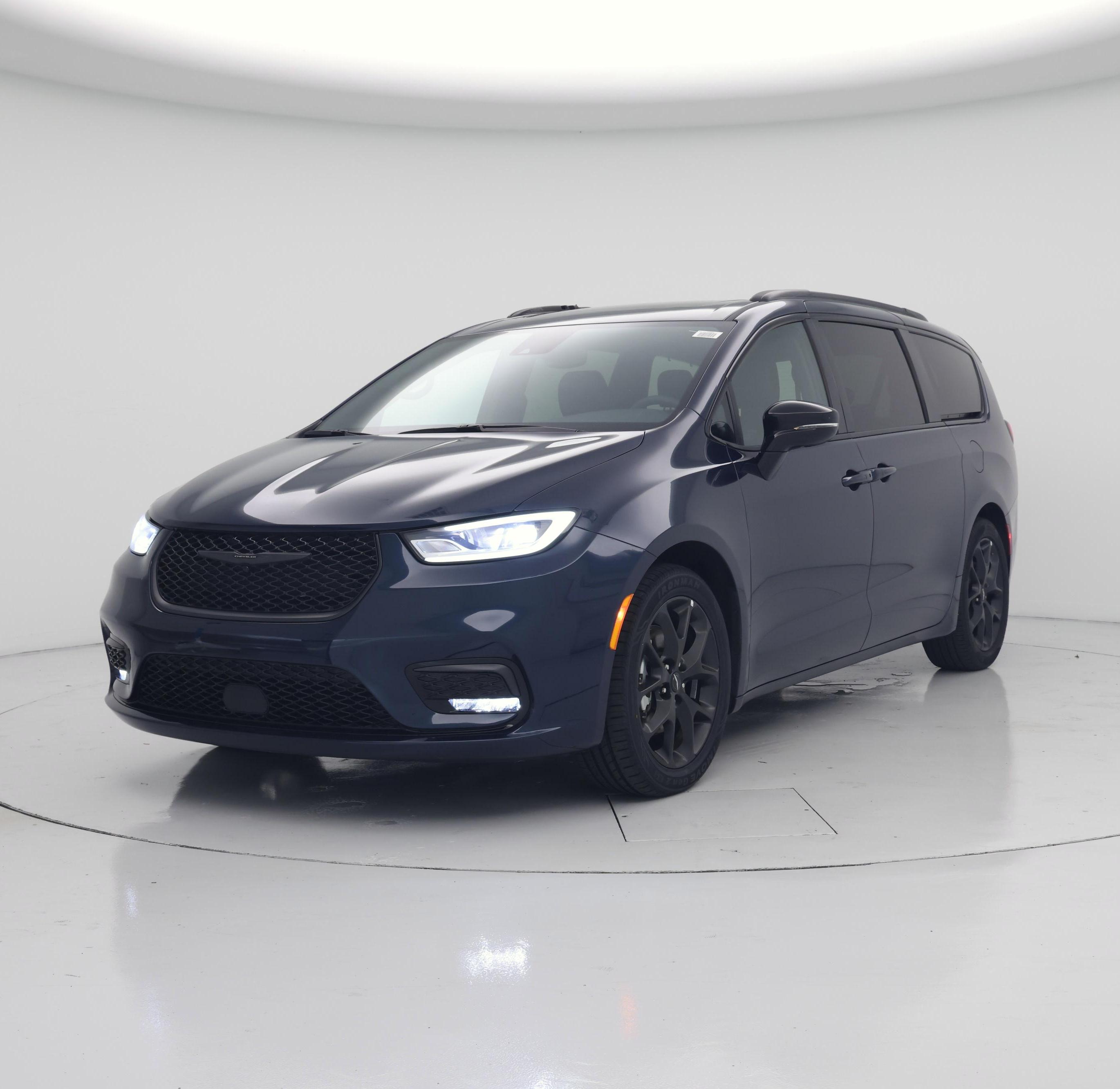 Thumbnail: 2025 Chrysler Pacifica - 4