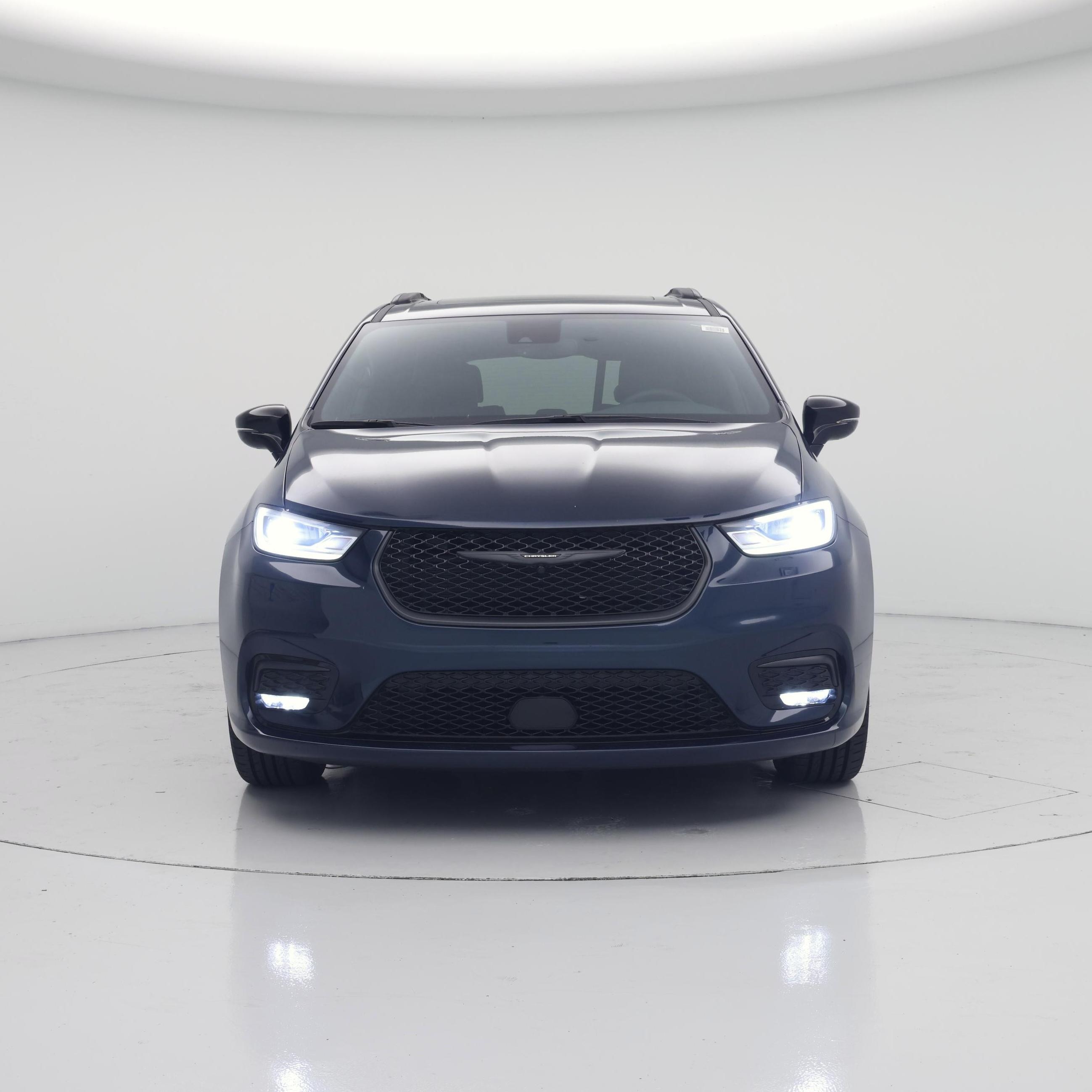 Thumbnail: 2025 Chrysler Pacifica - 5