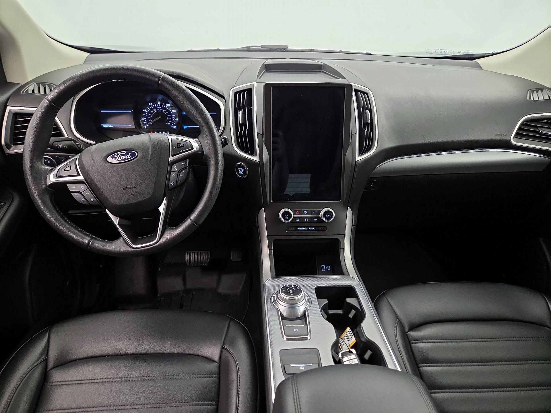 Thumbnail: 2021 Ford Edge - 9