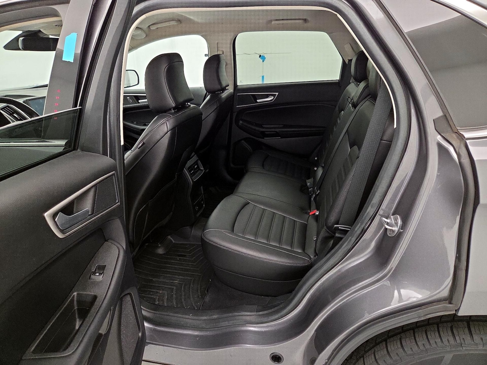 2021 Ford Edge SEL - Photo 20