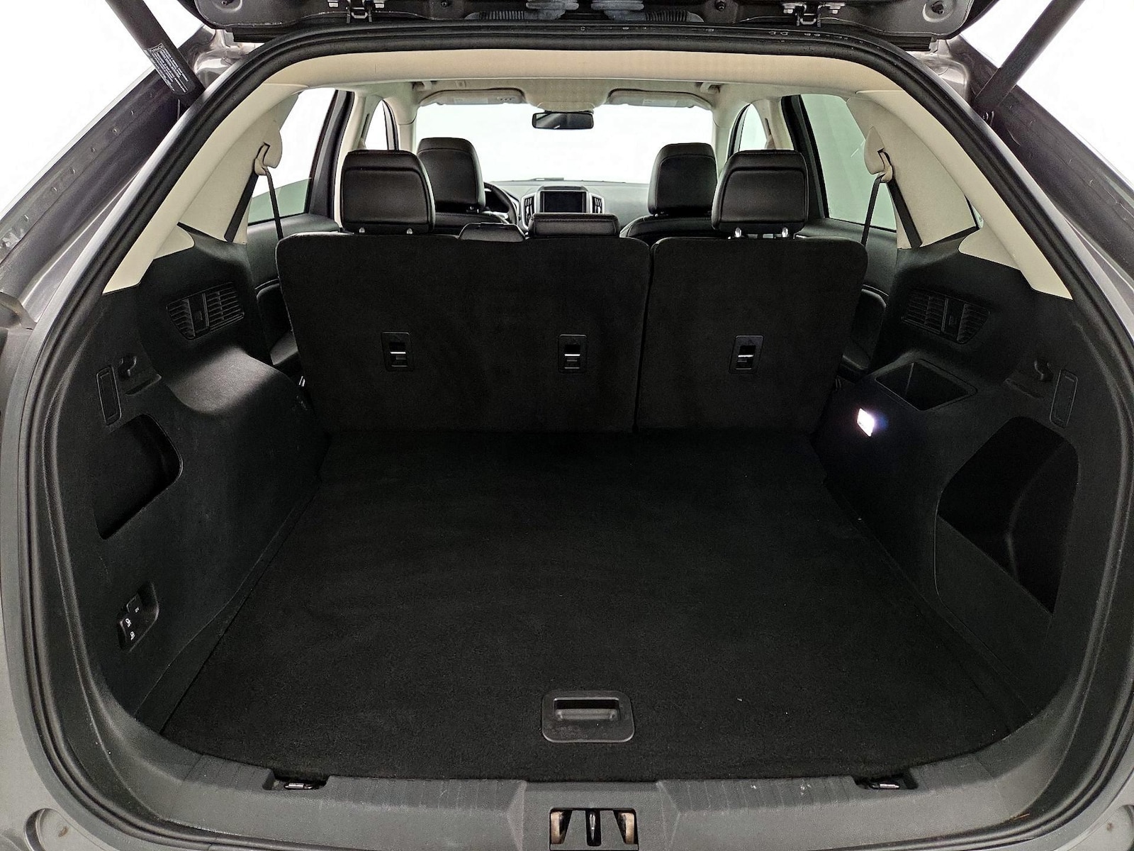2021 Ford Edge SEL - Photo 21