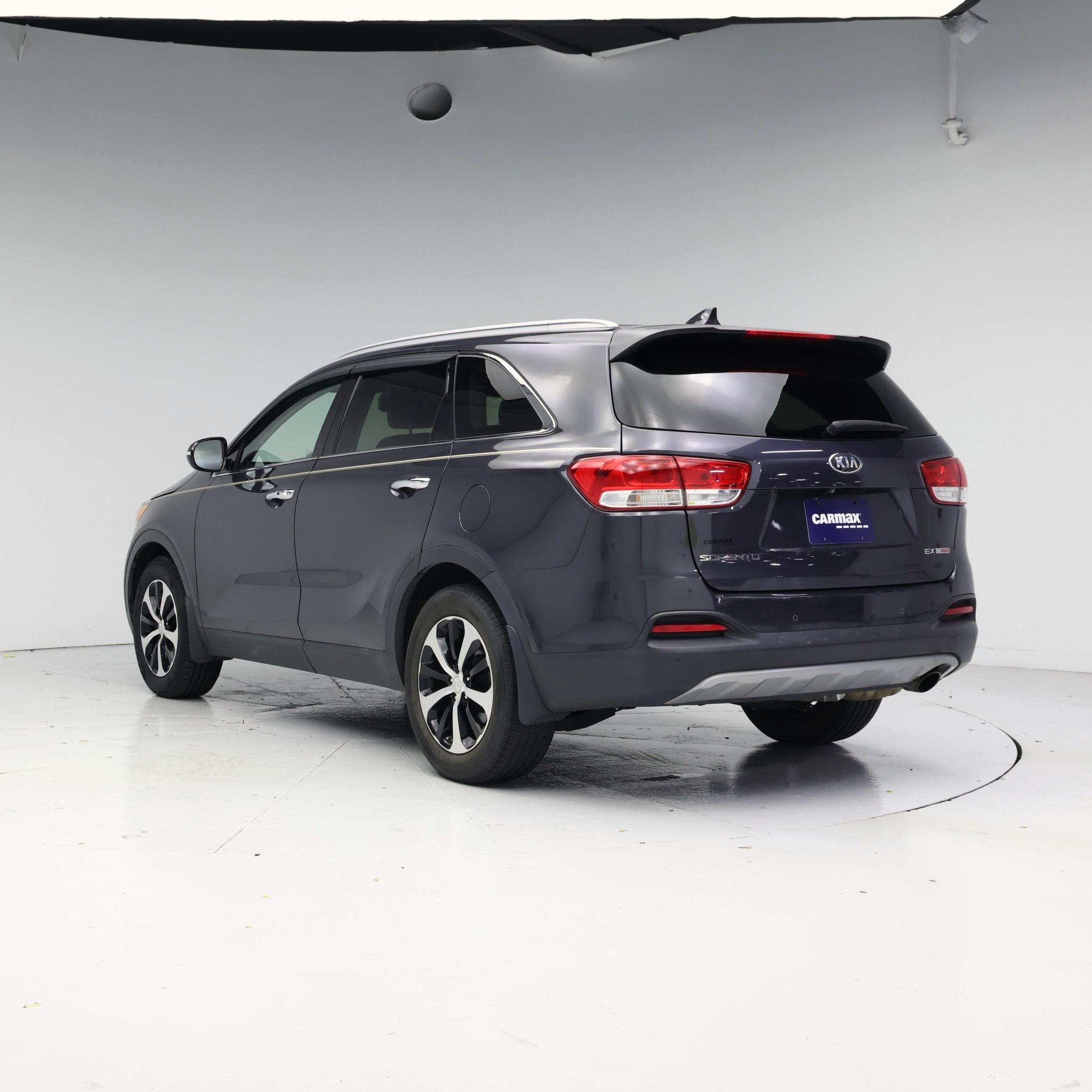 Thumbnail: 2017 Kia Sorento - 2