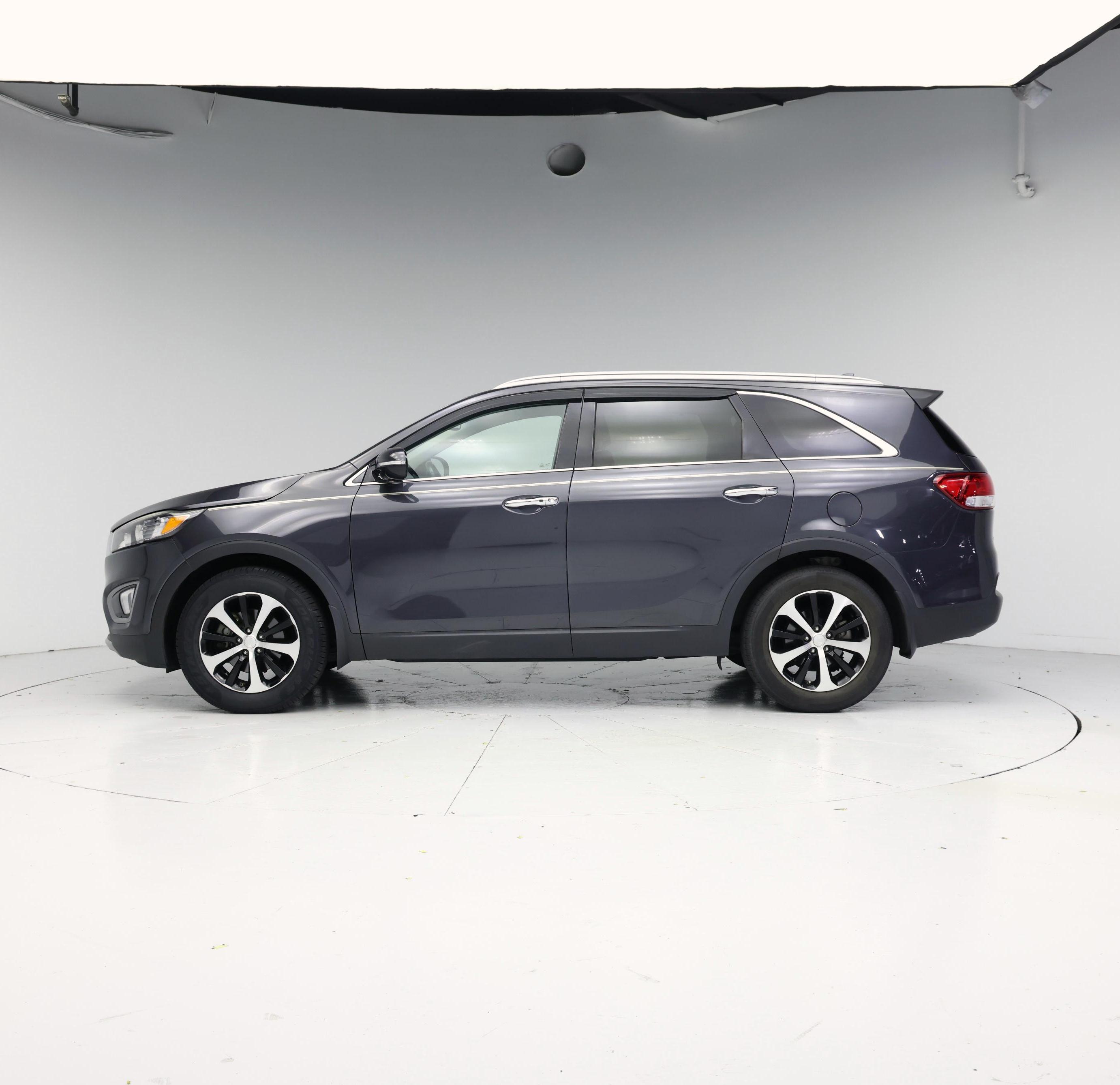 Thumbnail: 2017 Kia Sorento - 3