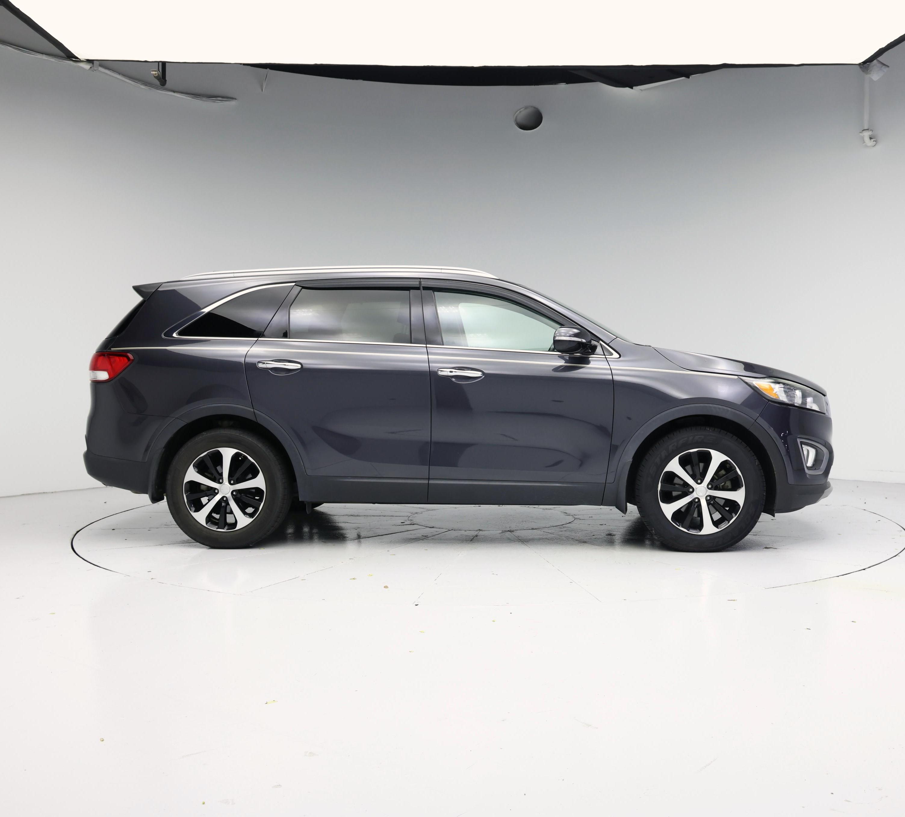 Thumbnail: 2017 Kia Sorento - 7