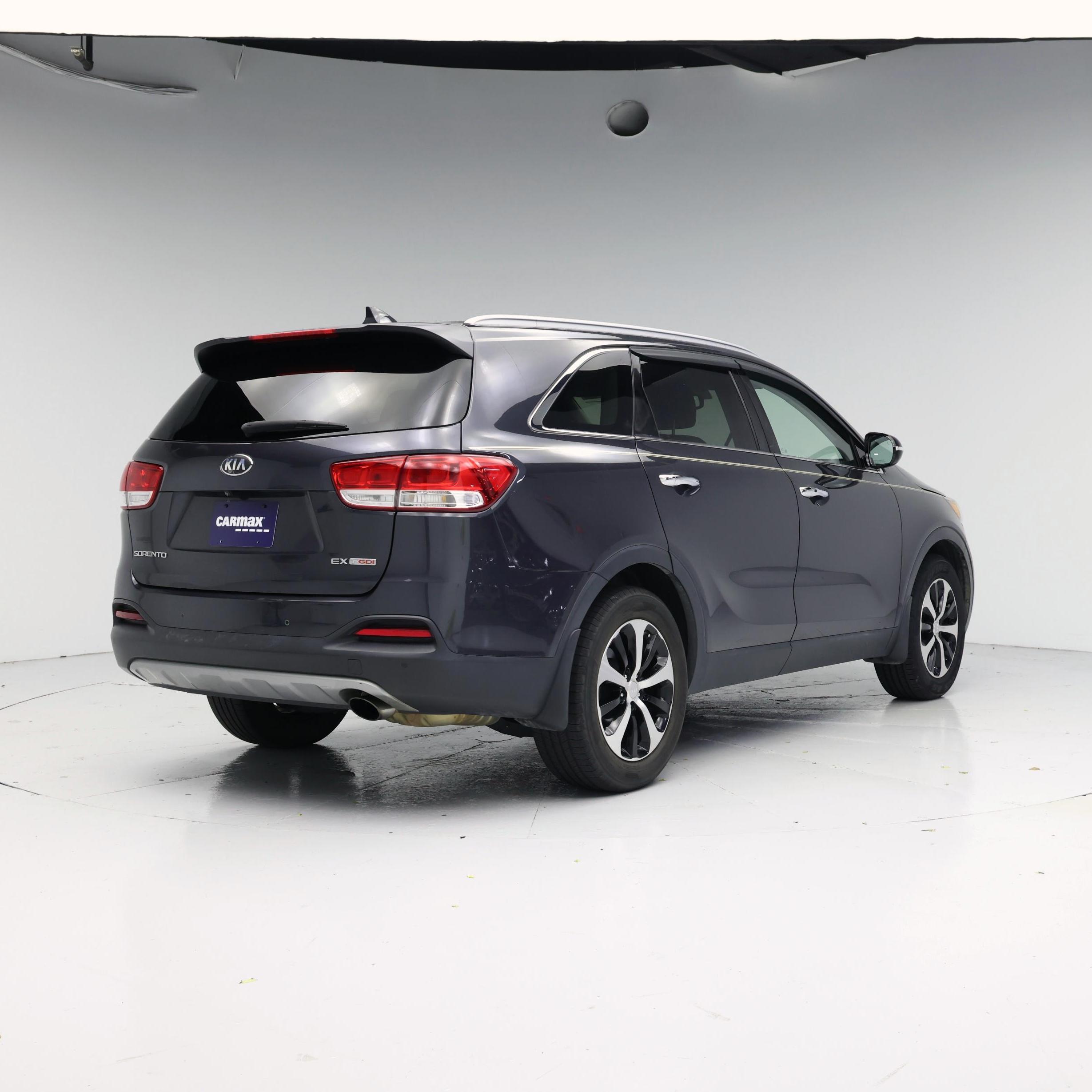 Thumbnail: 2017 Kia Sorento - 8