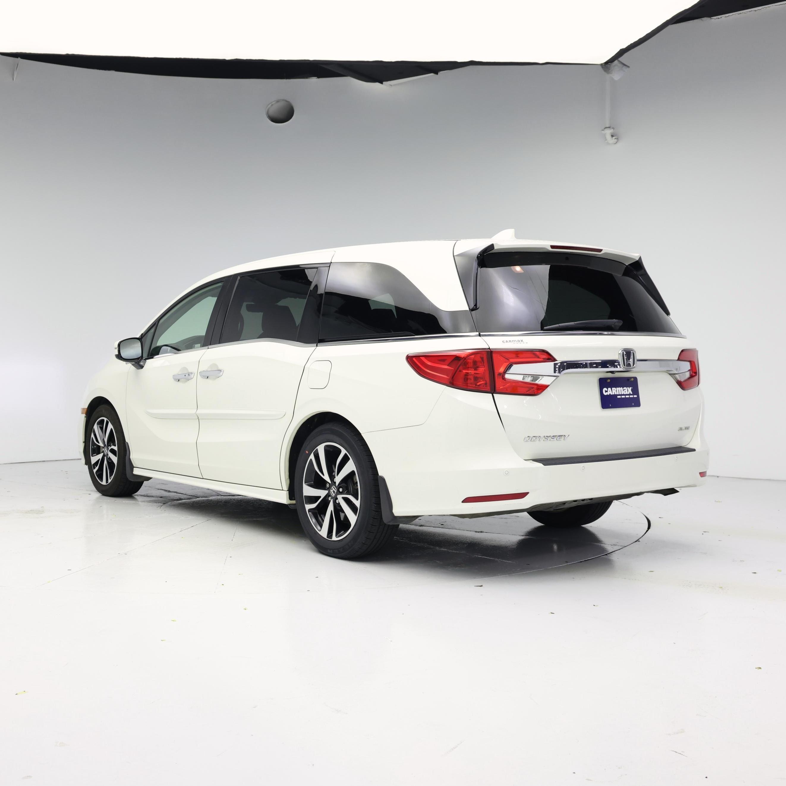 Thumbnail: 2019 Honda Odyssey - 2