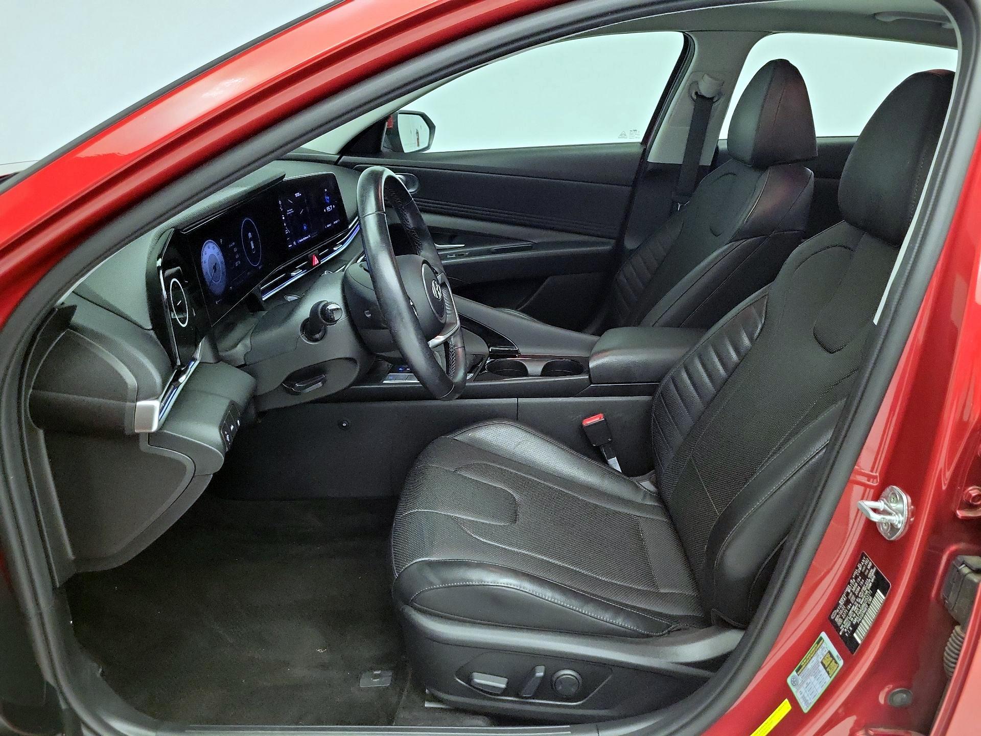 Thumbnail: 2022 Hyundai Elantra - 11