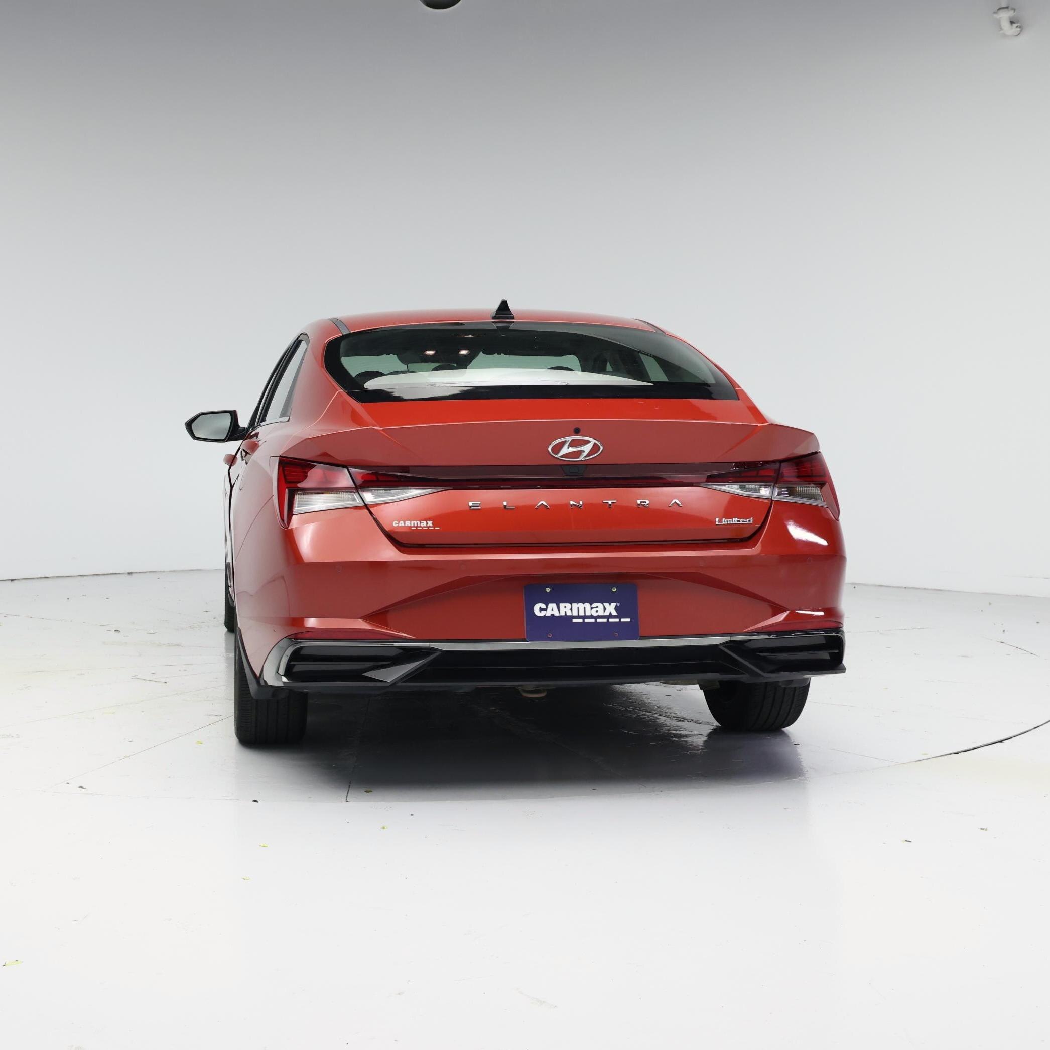 Thumbnail: 2022 Hyundai Elantra - 6