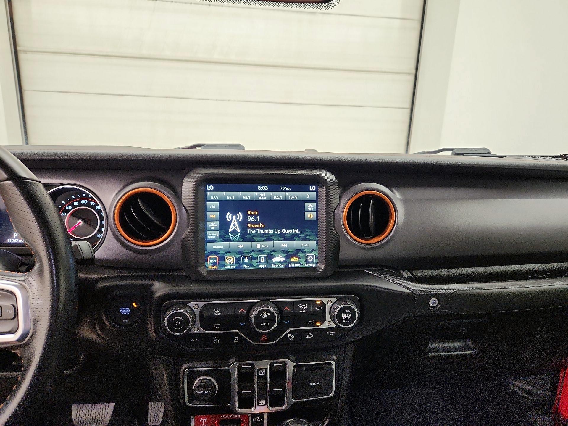 Thumbnail: 2021 Jeep Gladiator - 9