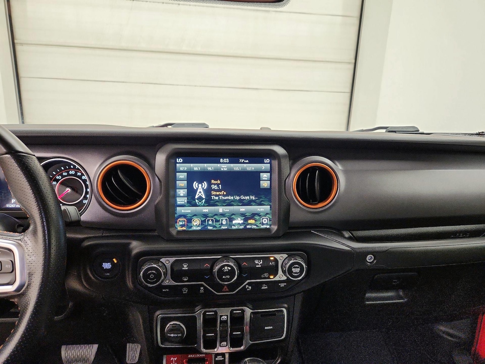 Apple CarPlay® & Android Auto™