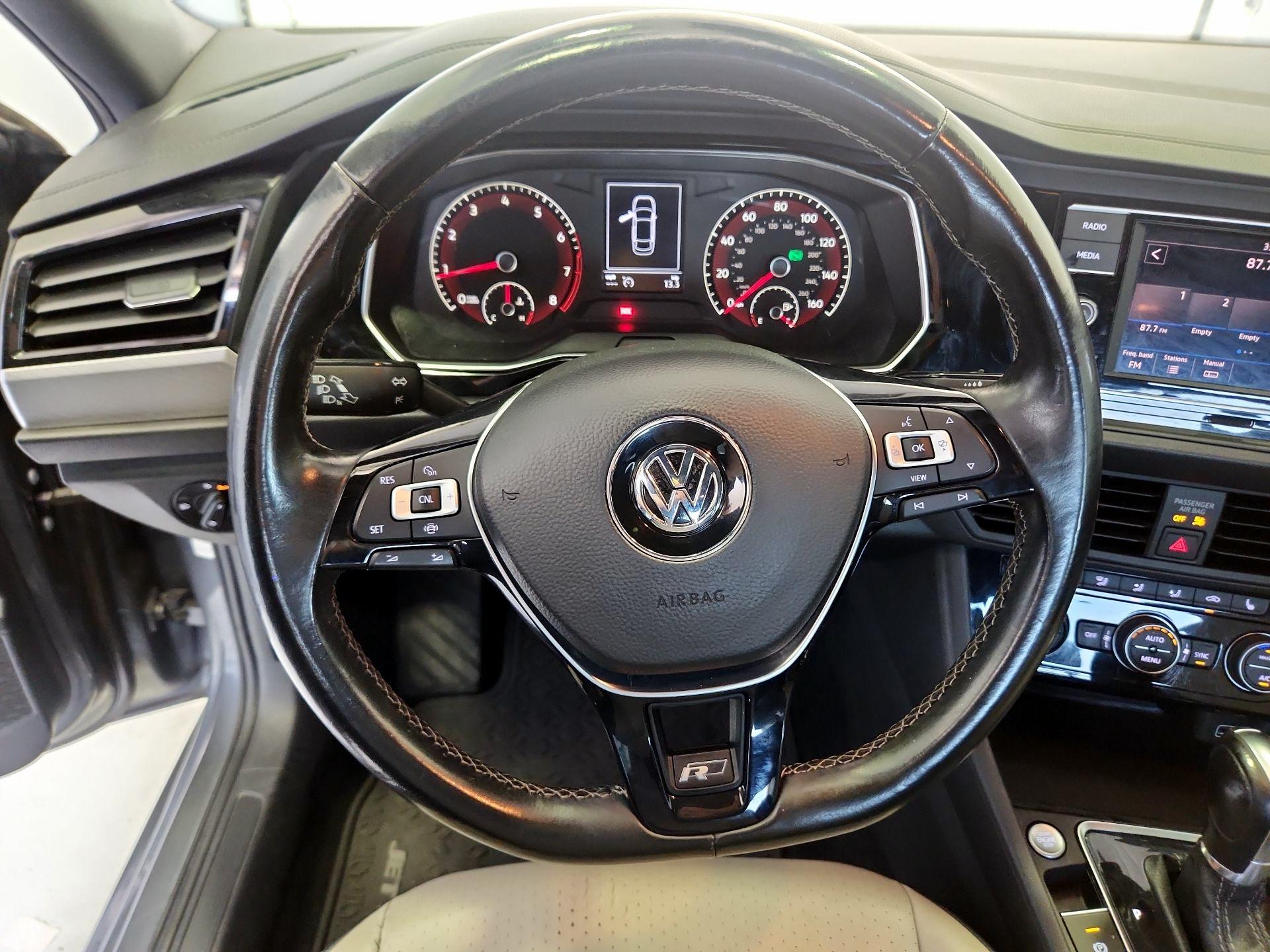 Thumbnail: 2019 Volkswagen Jetta - 10