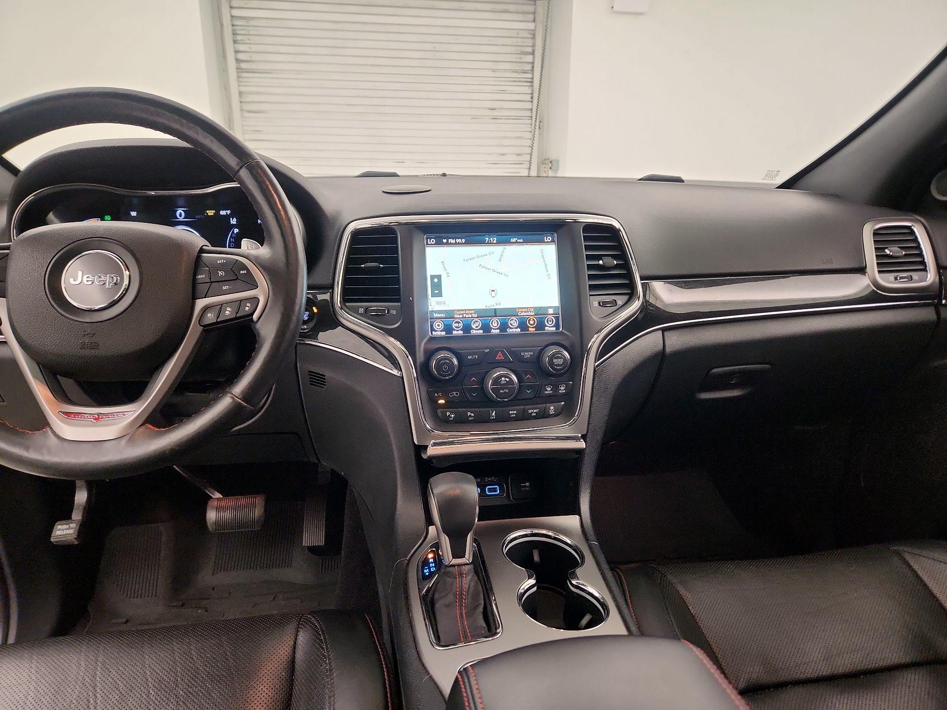 Thumbnail: 2018 Jeep Grand Cherokee - 9