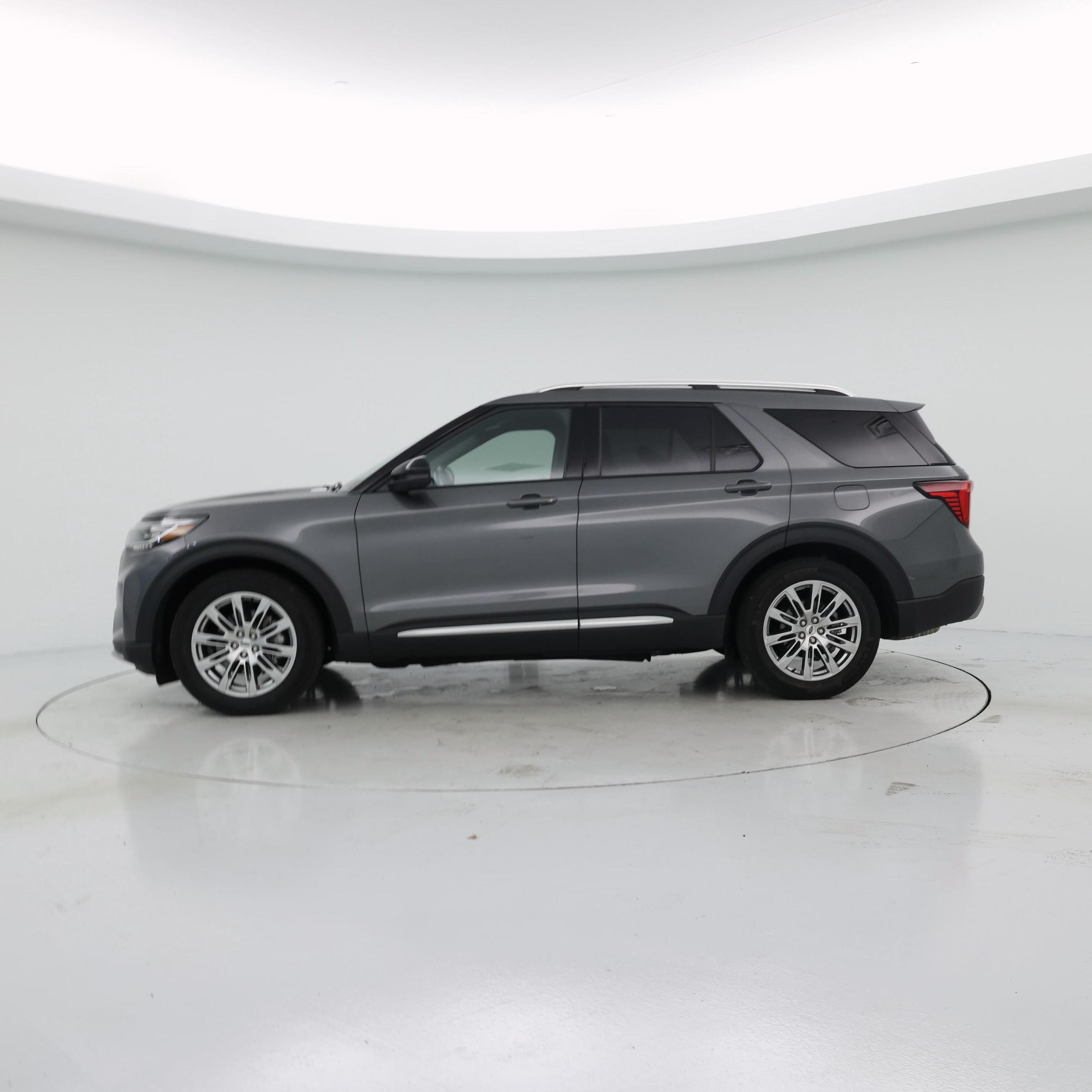 Thumbnail: 2026 Ford Explorer - 3