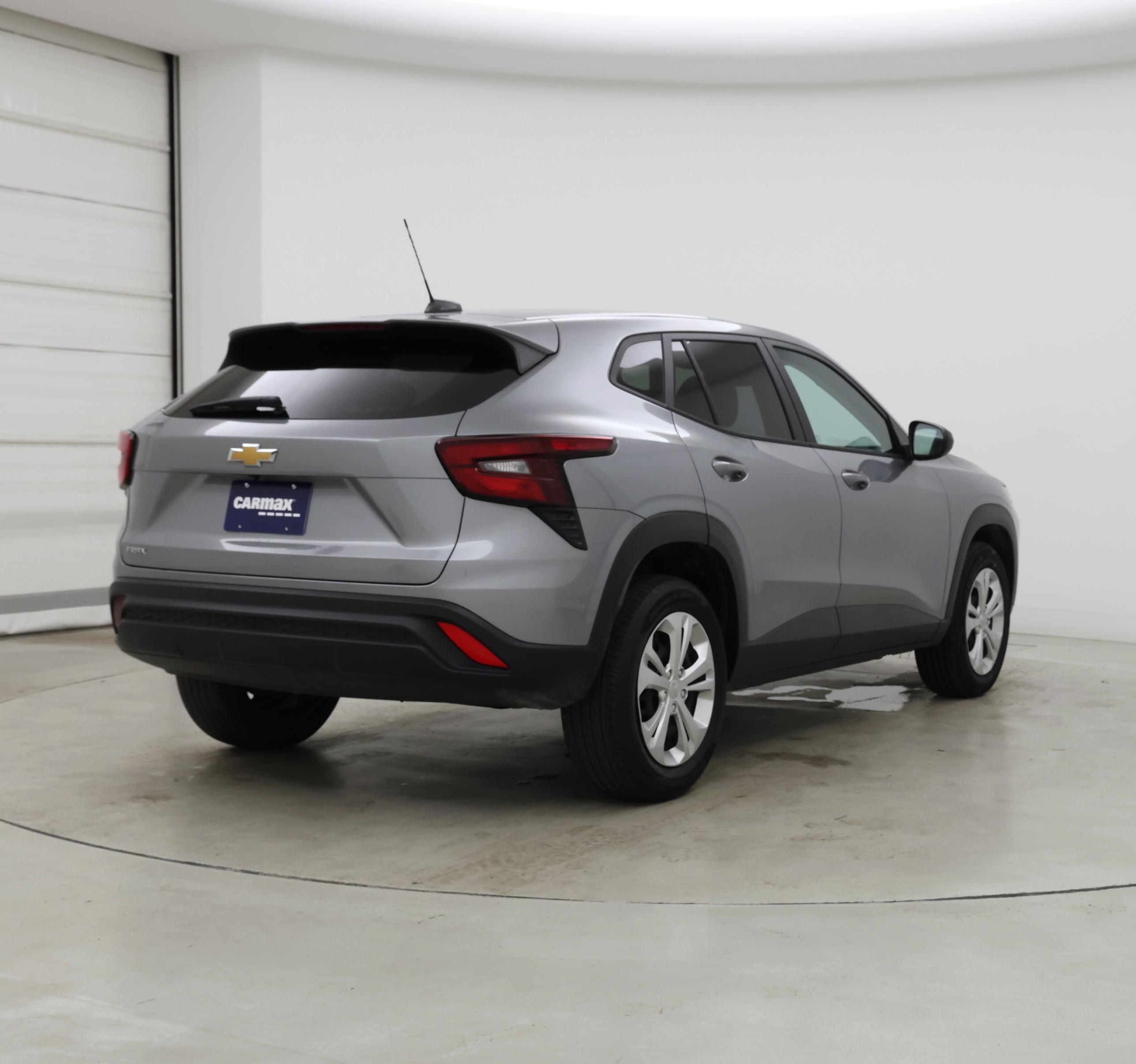 Thumbnail: 2024 Chevrolet Trax - 8