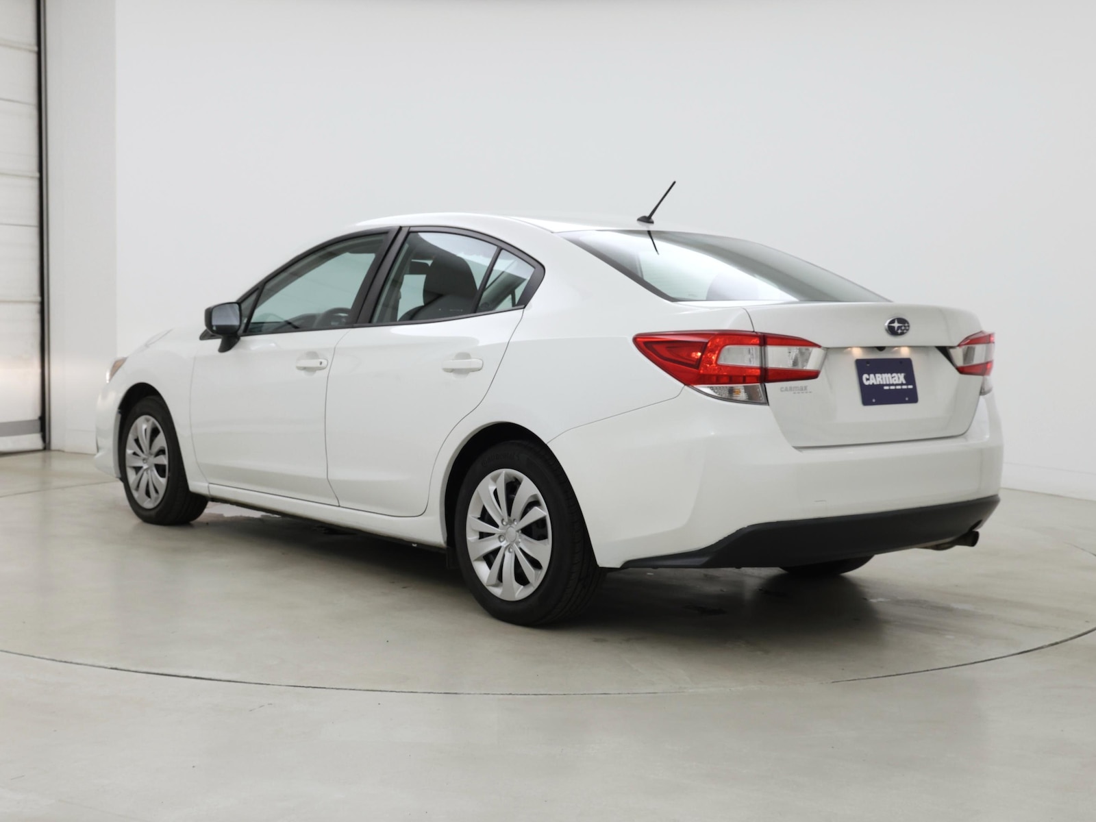 2023 Subaru Impreza Base - Photo 3