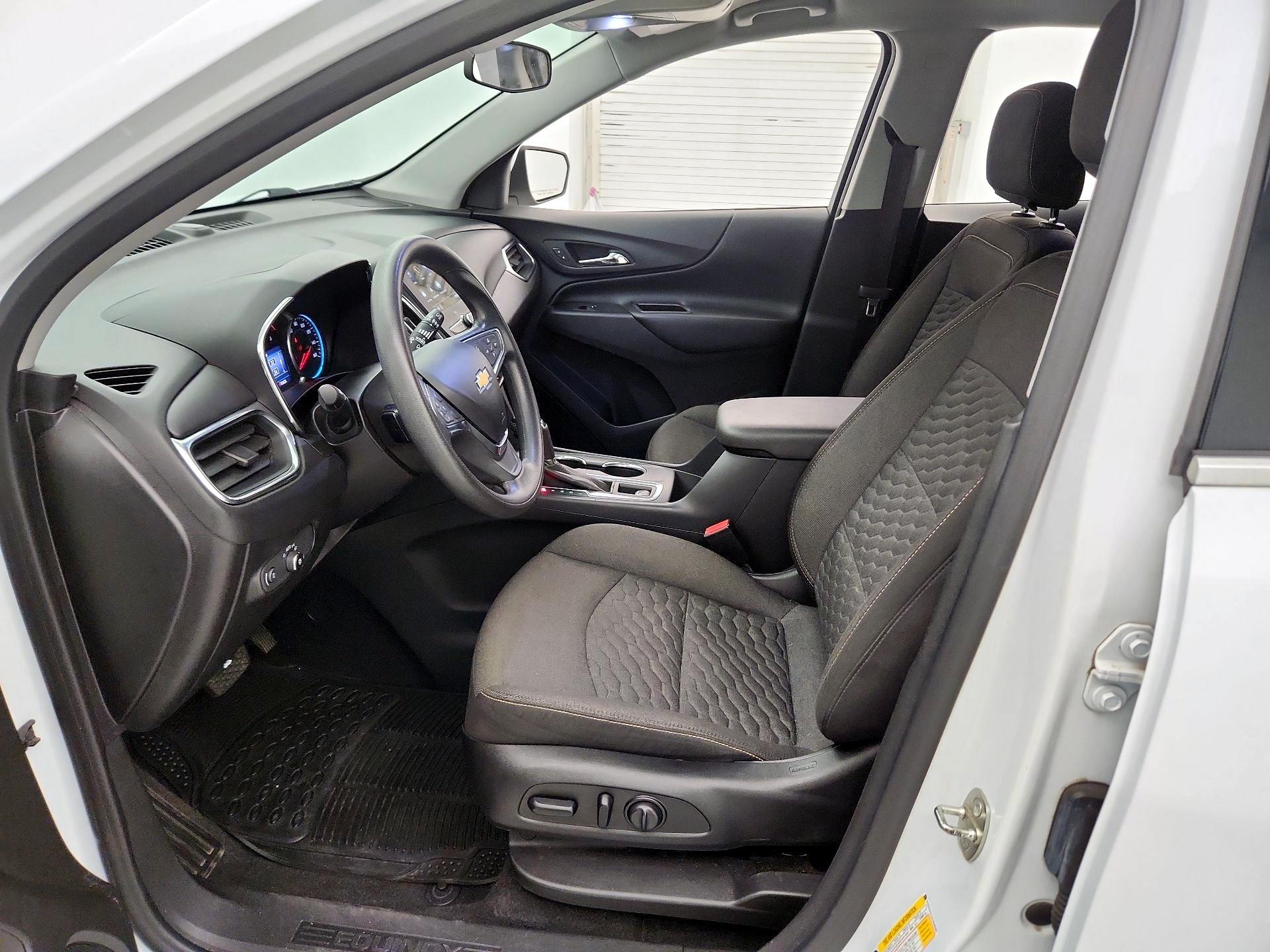 Thumbnail: 2019 Chevrolet Equinox - 11