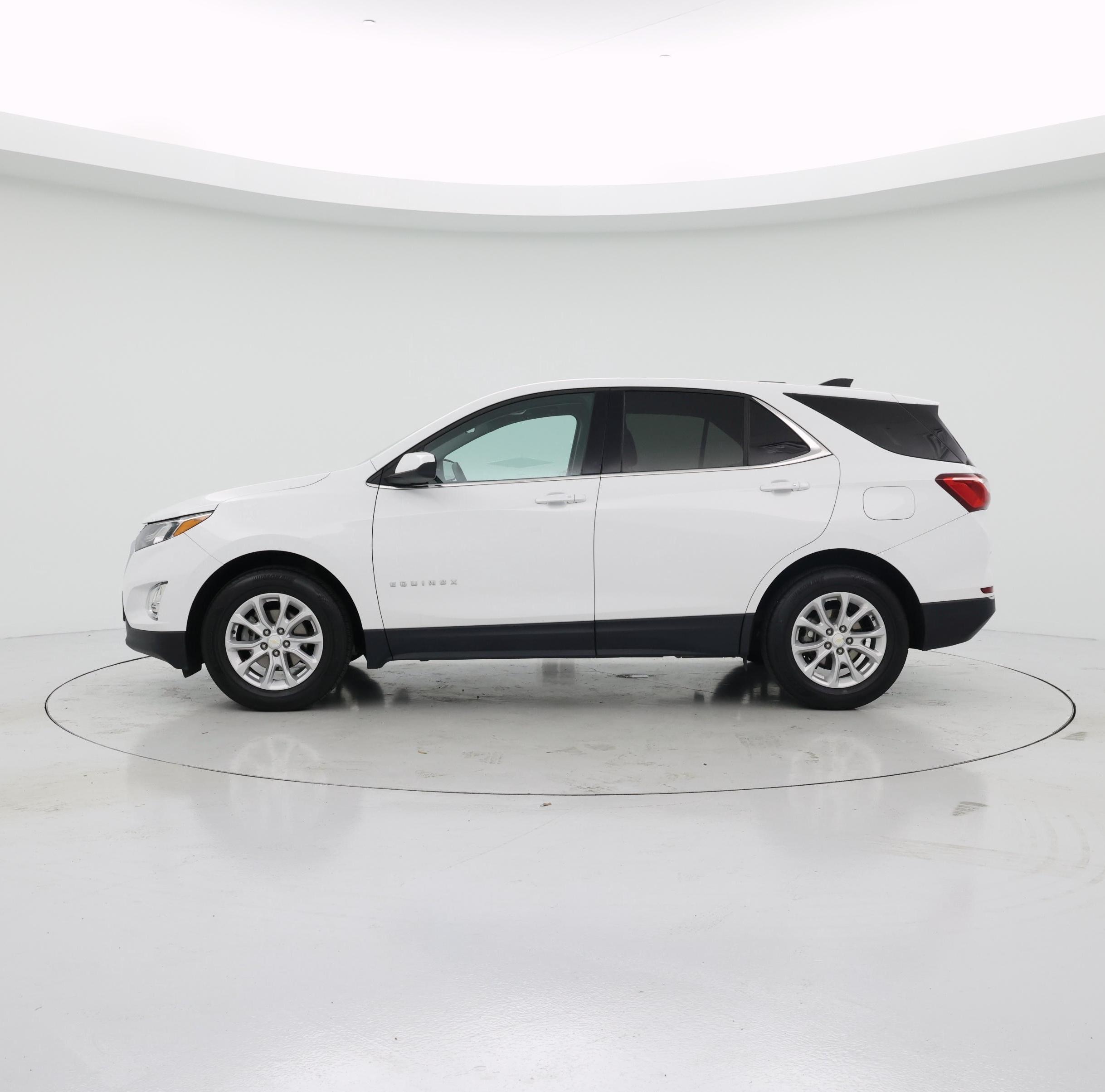 Thumbnail: 2019 Chevrolet Equinox - 3