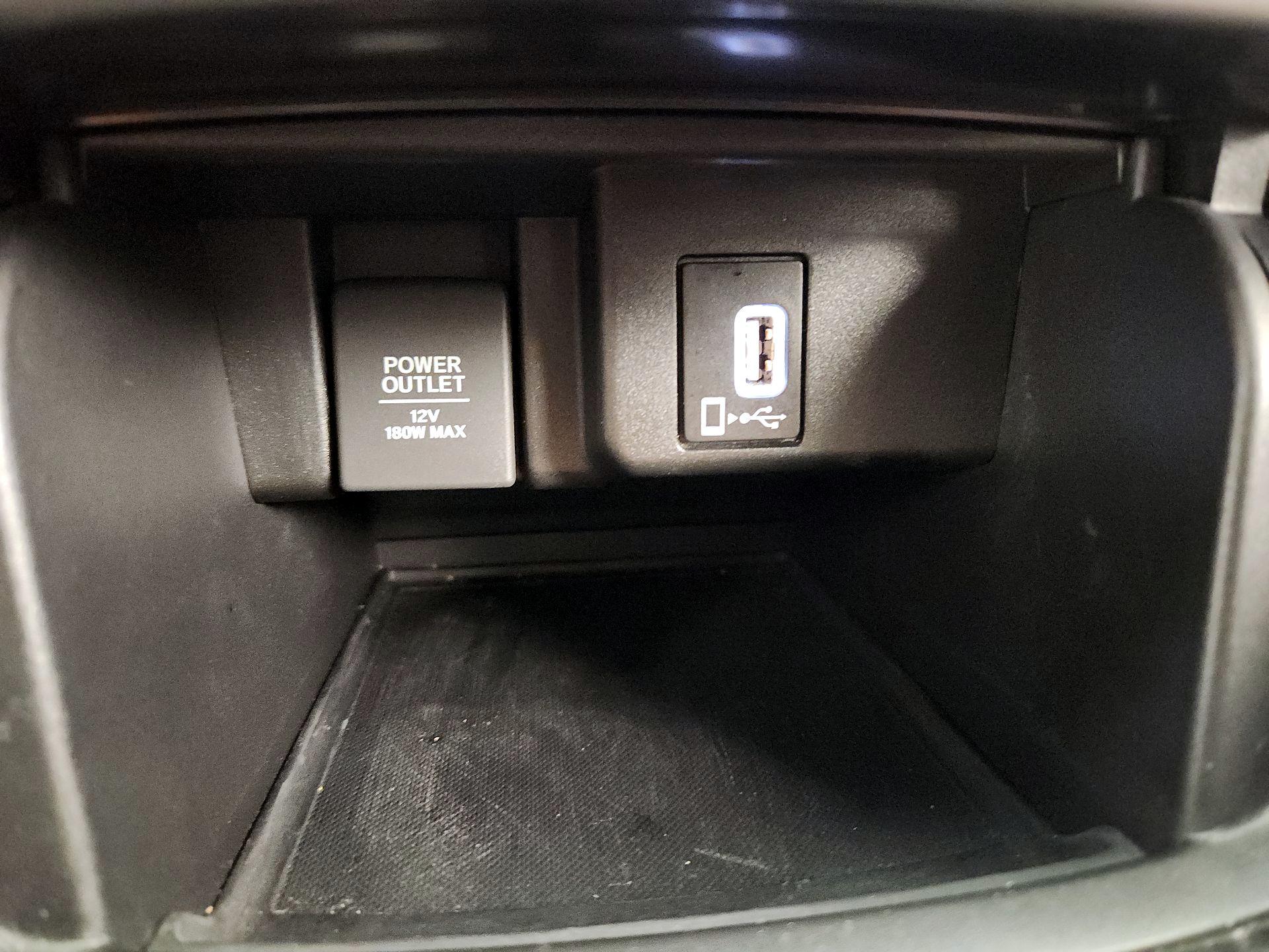 Thumbnail: 2018 Honda Accord - 18