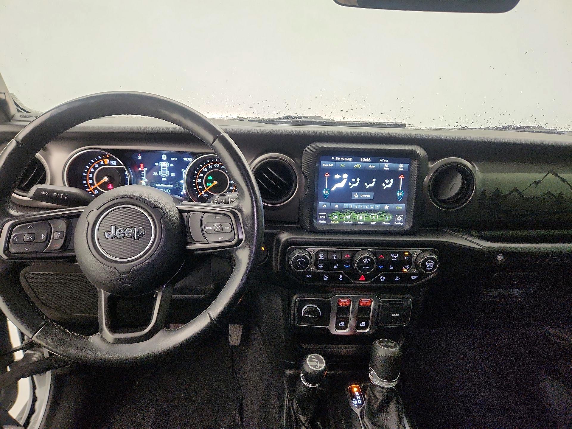 Thumbnail: 2021 Jeep Wrangler - 9