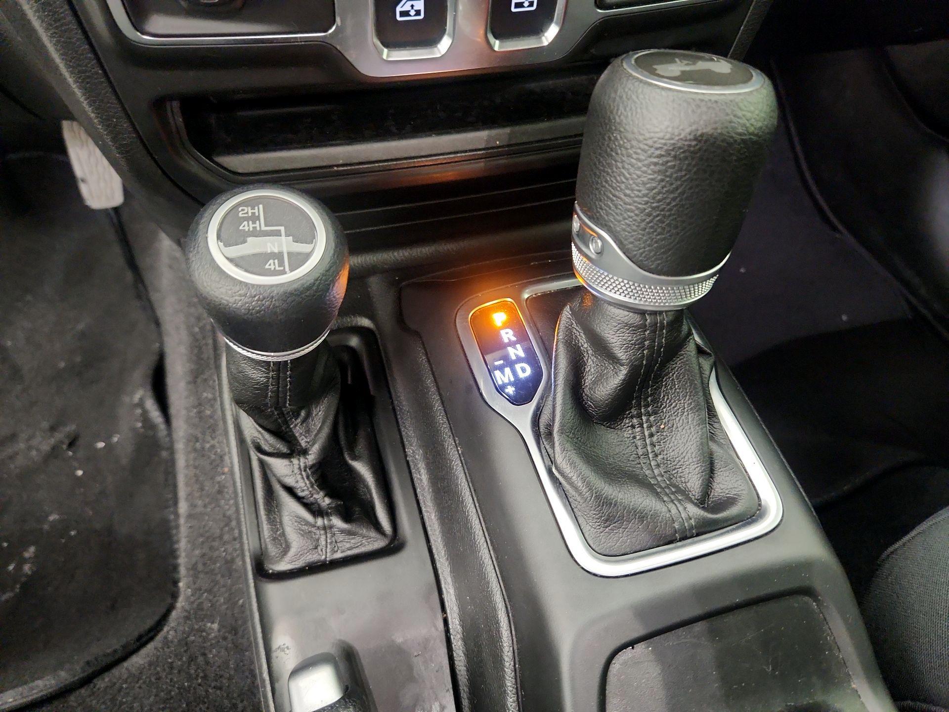 Thumbnail: 2021 Jeep Wrangler - 16