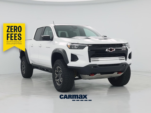 White 2024 Chevrolet Colorado ZR2 Crew Cab 4WD Pickup Truck Four-Wheel Drive Automatic