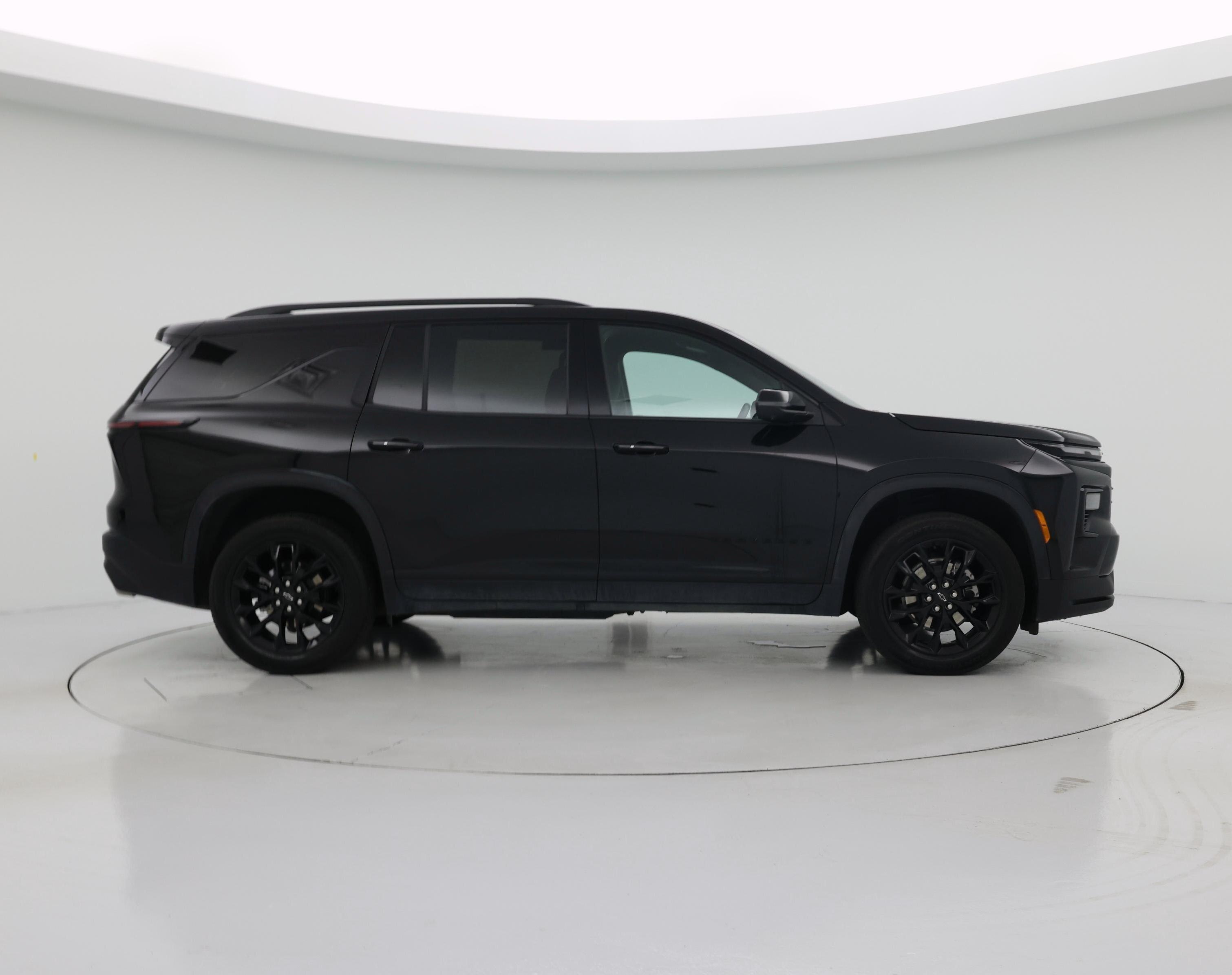 Thumbnail: 2025 Chevrolet Traverse - 7