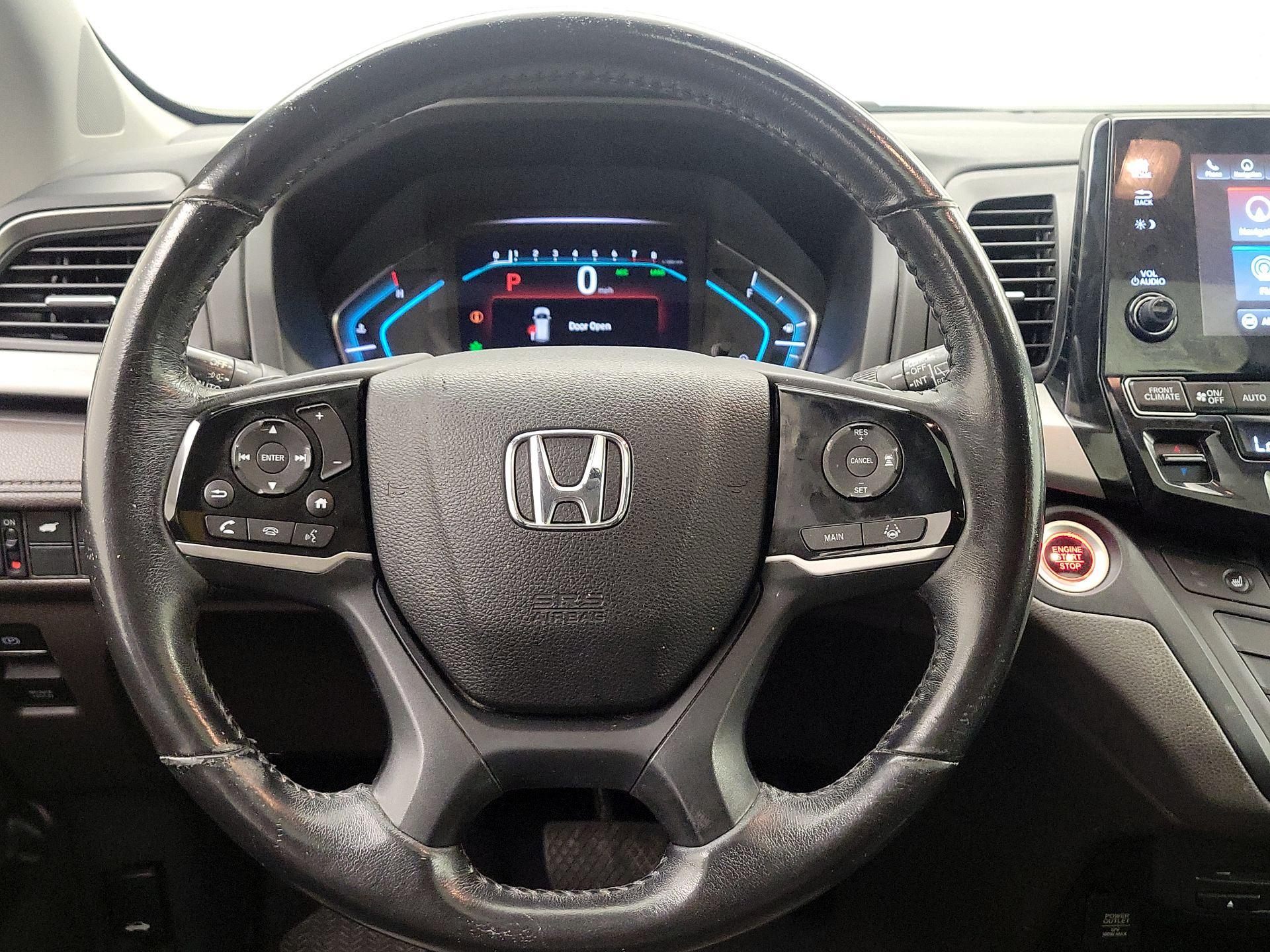 Thumbnail: 2018 Honda Odyssey - 10