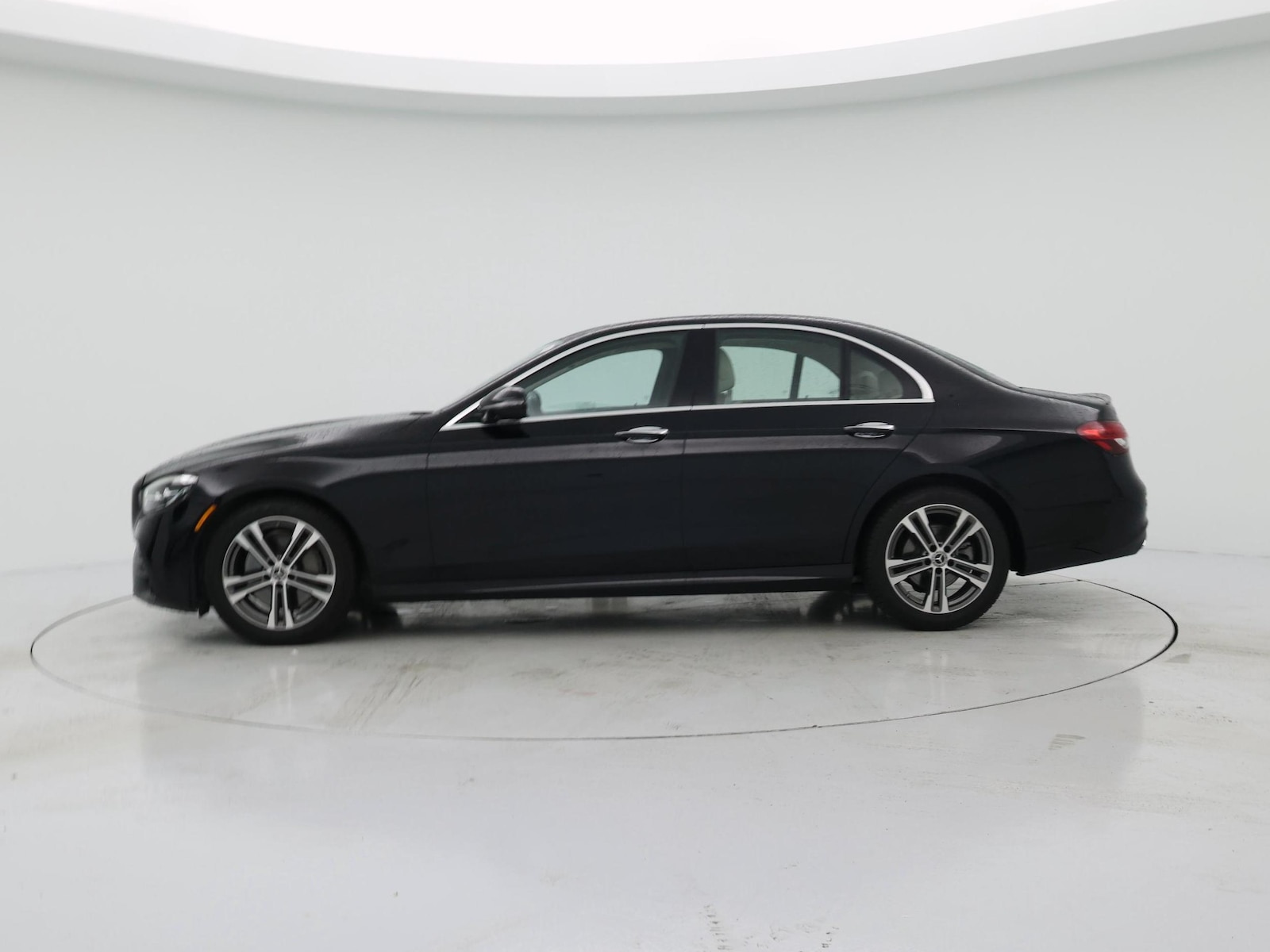 2021 Mercedes-Benz E-Class E350 - Photo 4