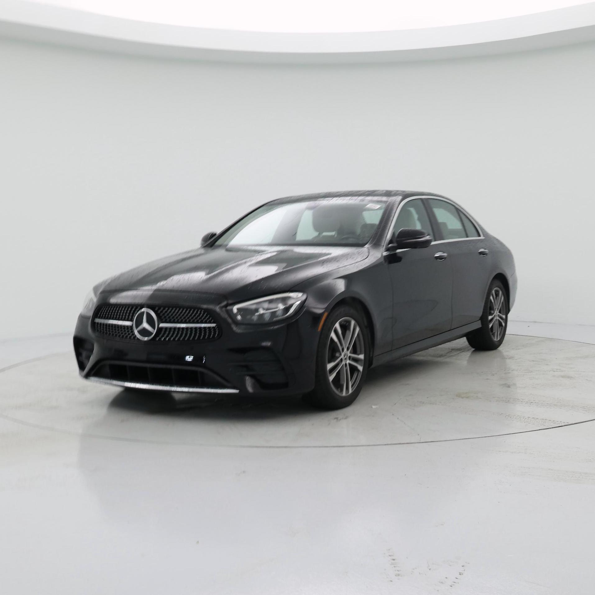 Thumbnail: 2021 Mercedes-Benz E-Class - 4