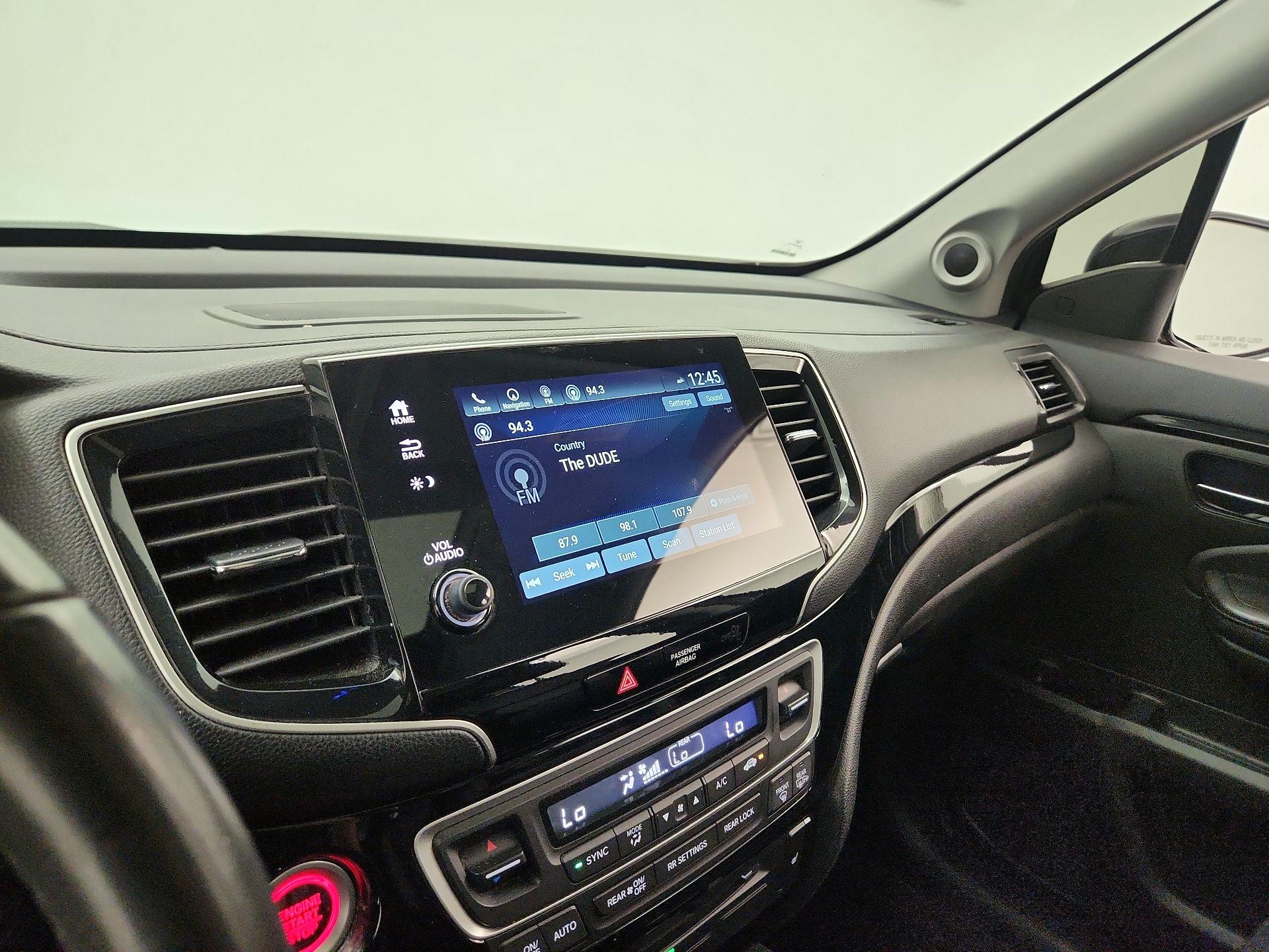 Thumbnail: 2020 Honda Pilot - 16