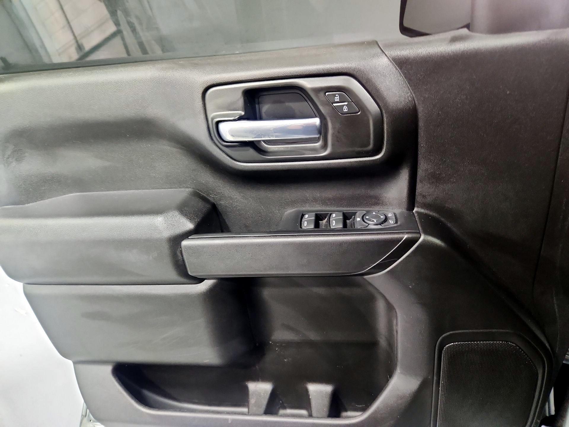 Thumbnail: 2023 Chevrolet Silverado 1500 - 12