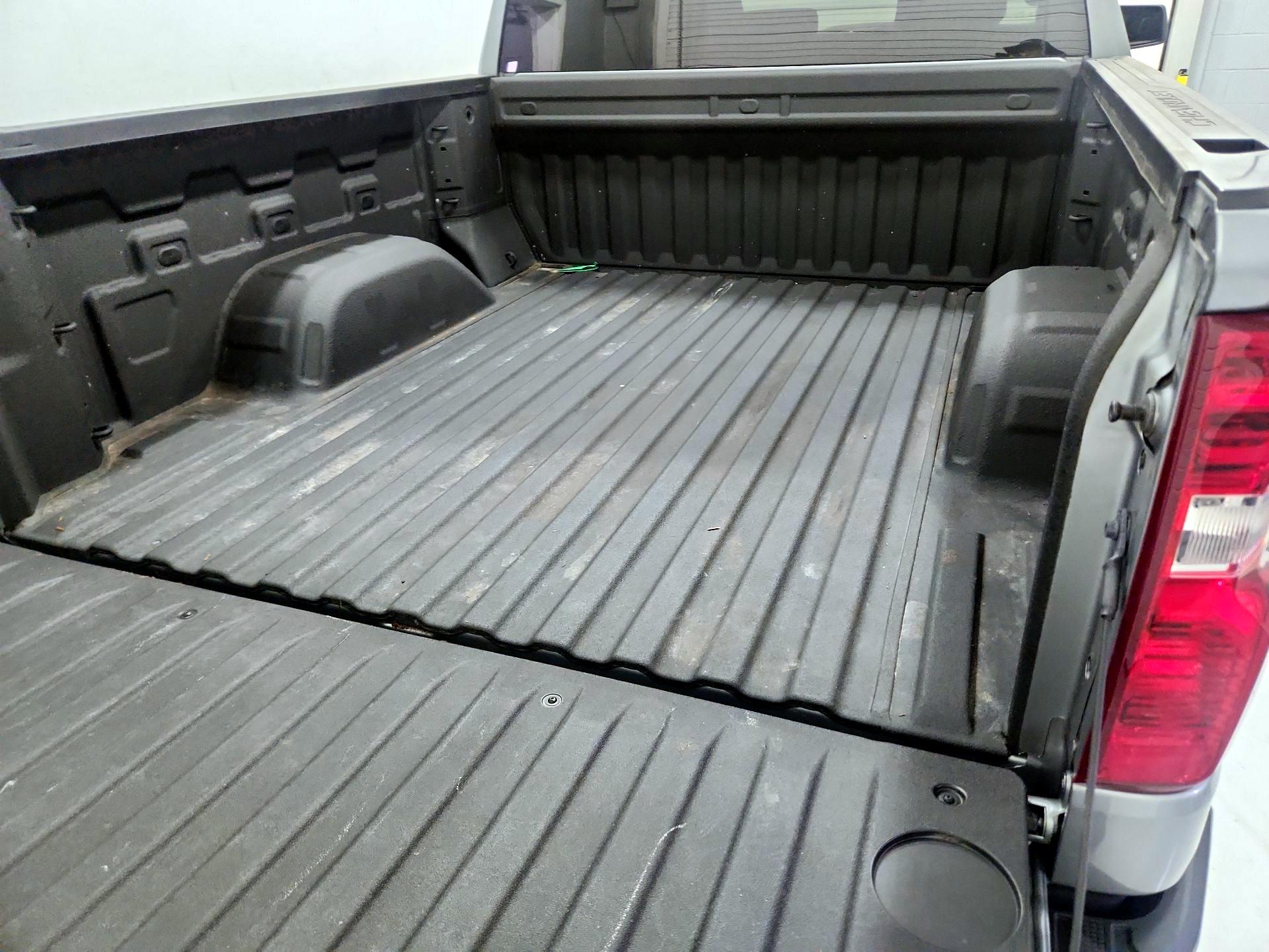 Thumbnail: 2023 Chevrolet Silverado 1500 - 20