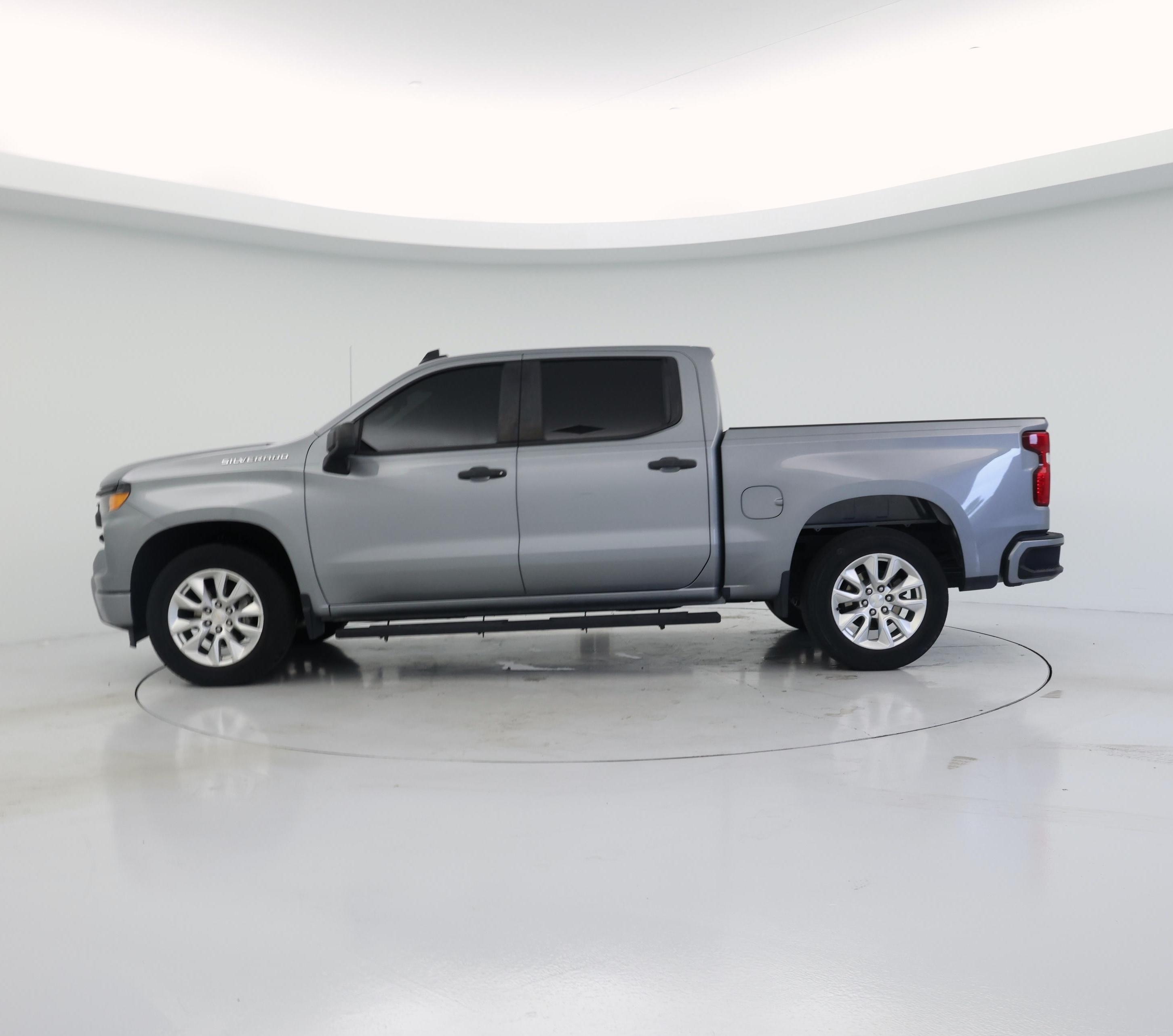 Thumbnail: 2023 Chevrolet Silverado 1500 - 3