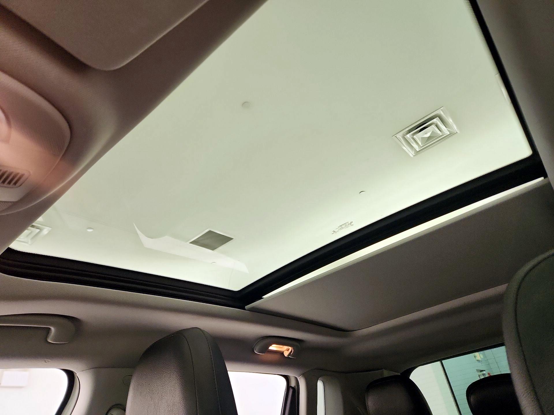 Thumbnail: 2018 Jeep Compass - 19