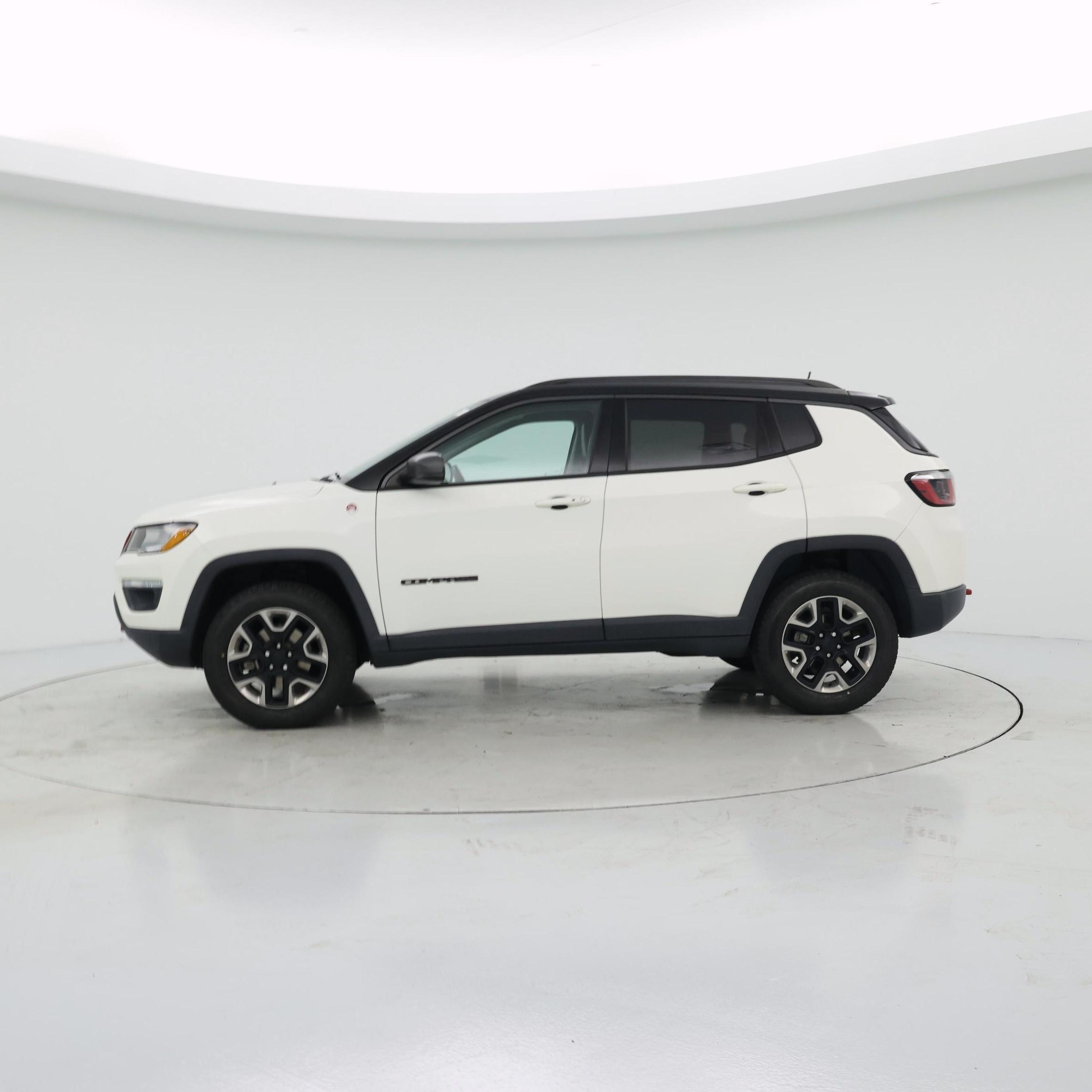 Thumbnail: 2018 Jeep Compass - 3