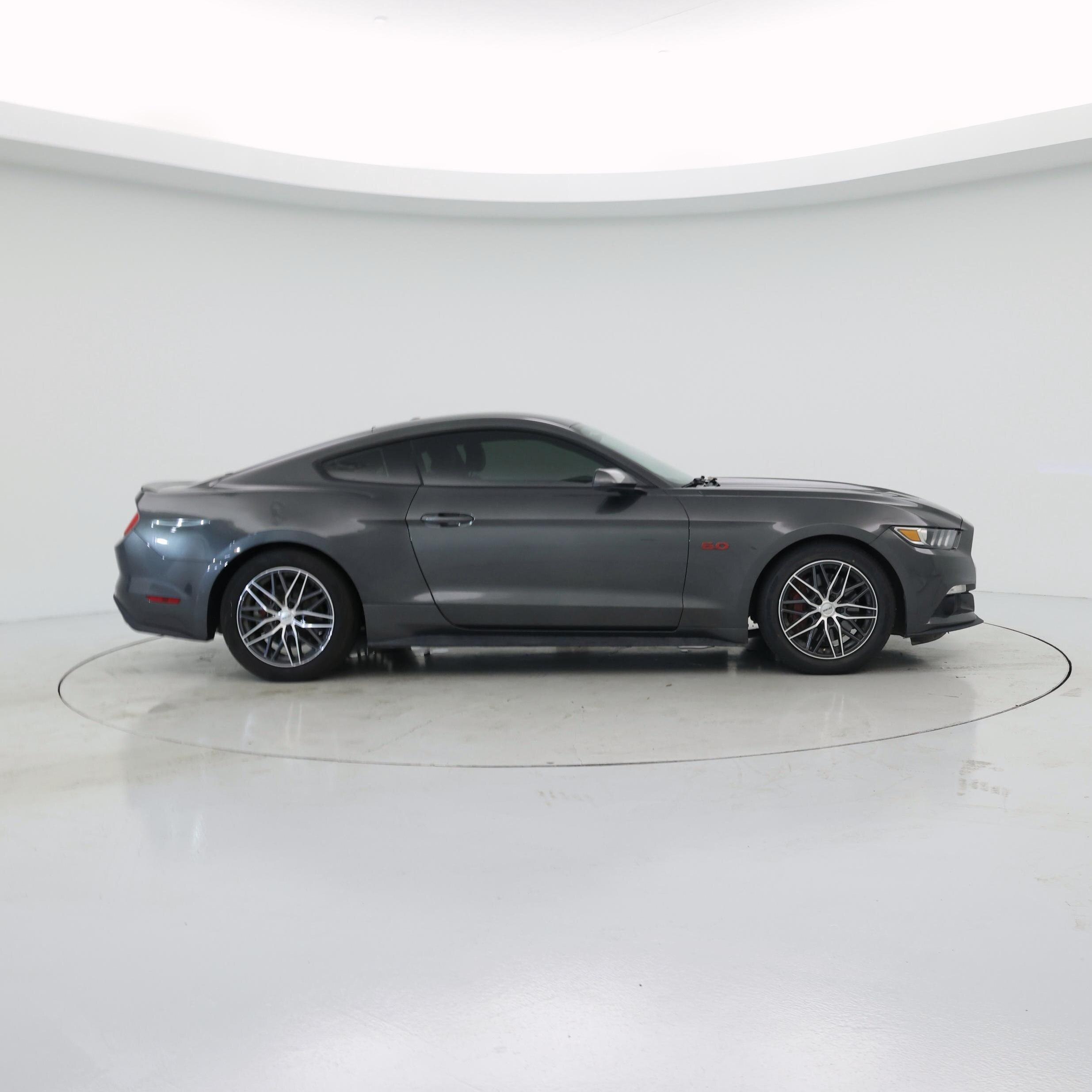 Thumbnail: 2017 Ford Mustang - 7