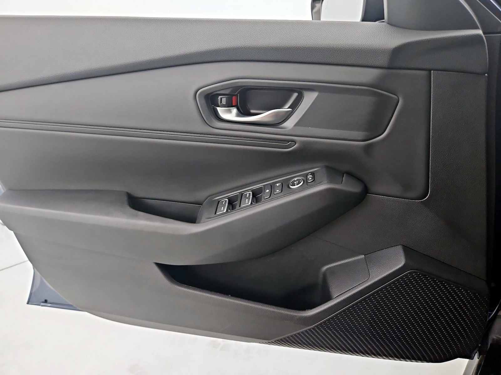 2025 Honda Accord SE - Photo 13