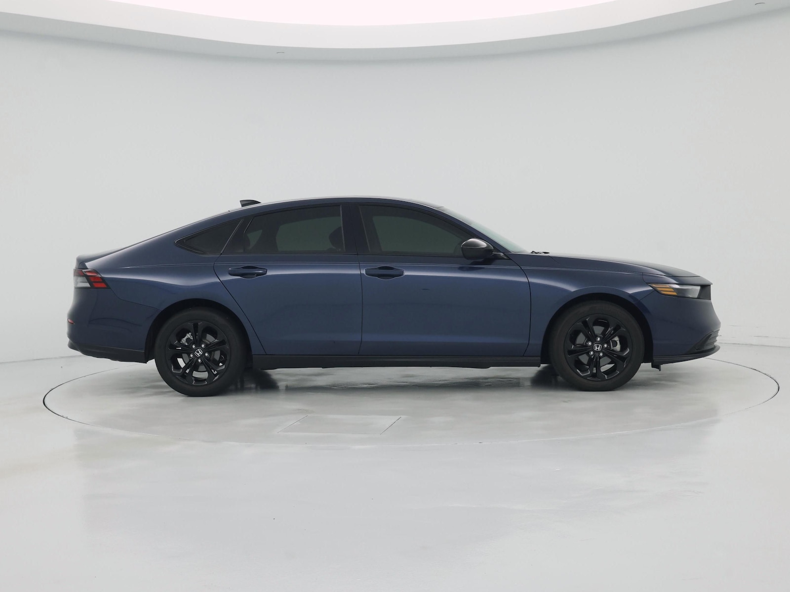2025 Honda Accord SE - Photo 8
